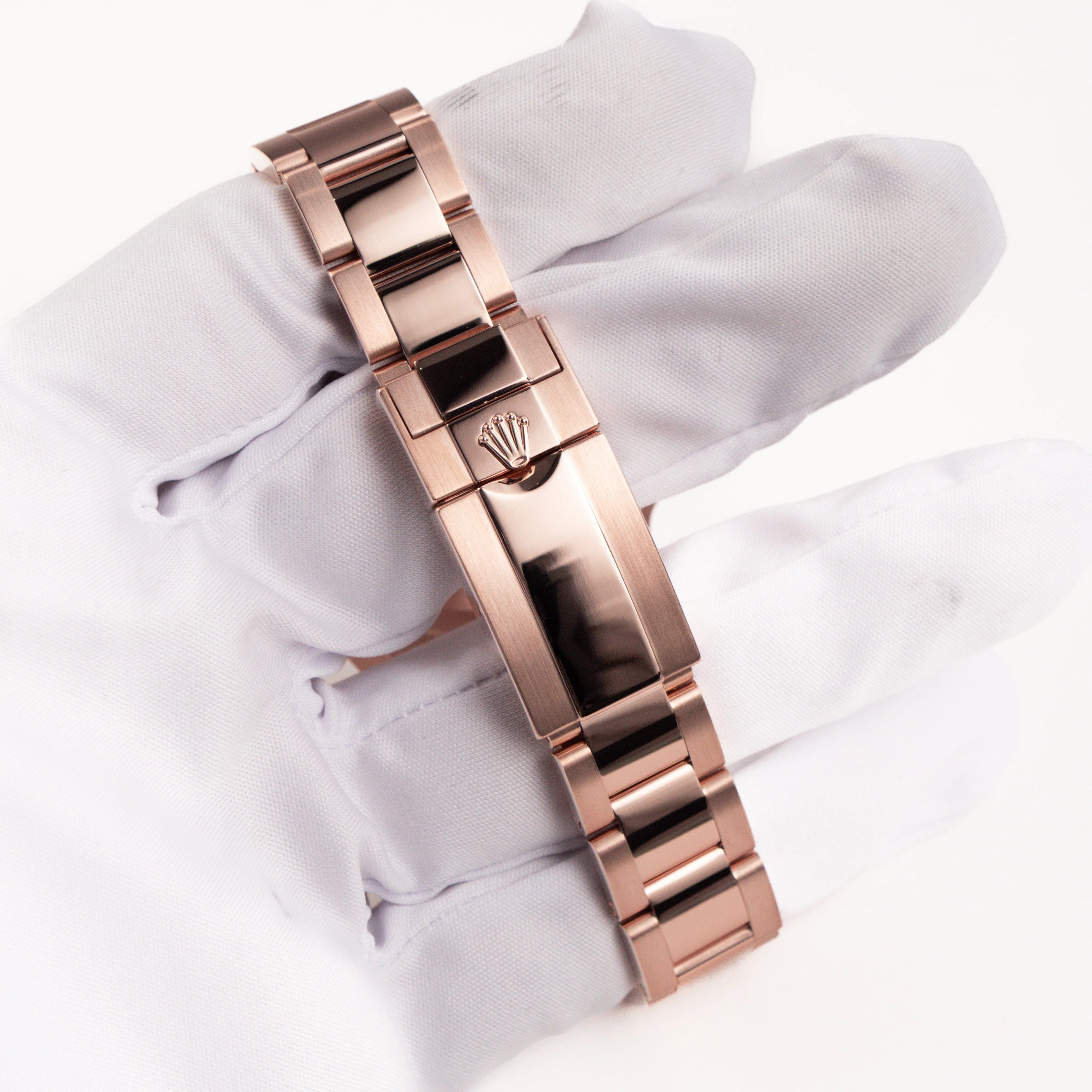 Rolex GMT-Master II 126715CHNR 'Root Beer' Rose Gold Black Dial (2023)