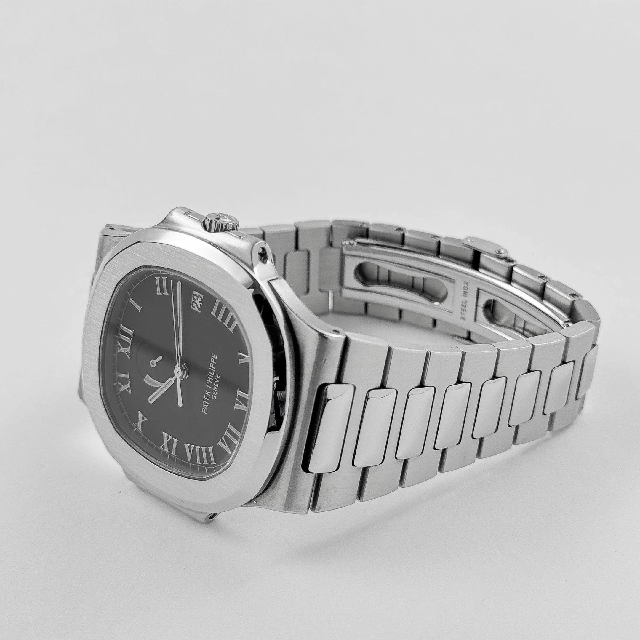 Patek Philippe Nautilus 3710/1A-001 'Jumbo' Power Reserve Indicator Stainless Steel Black Dial