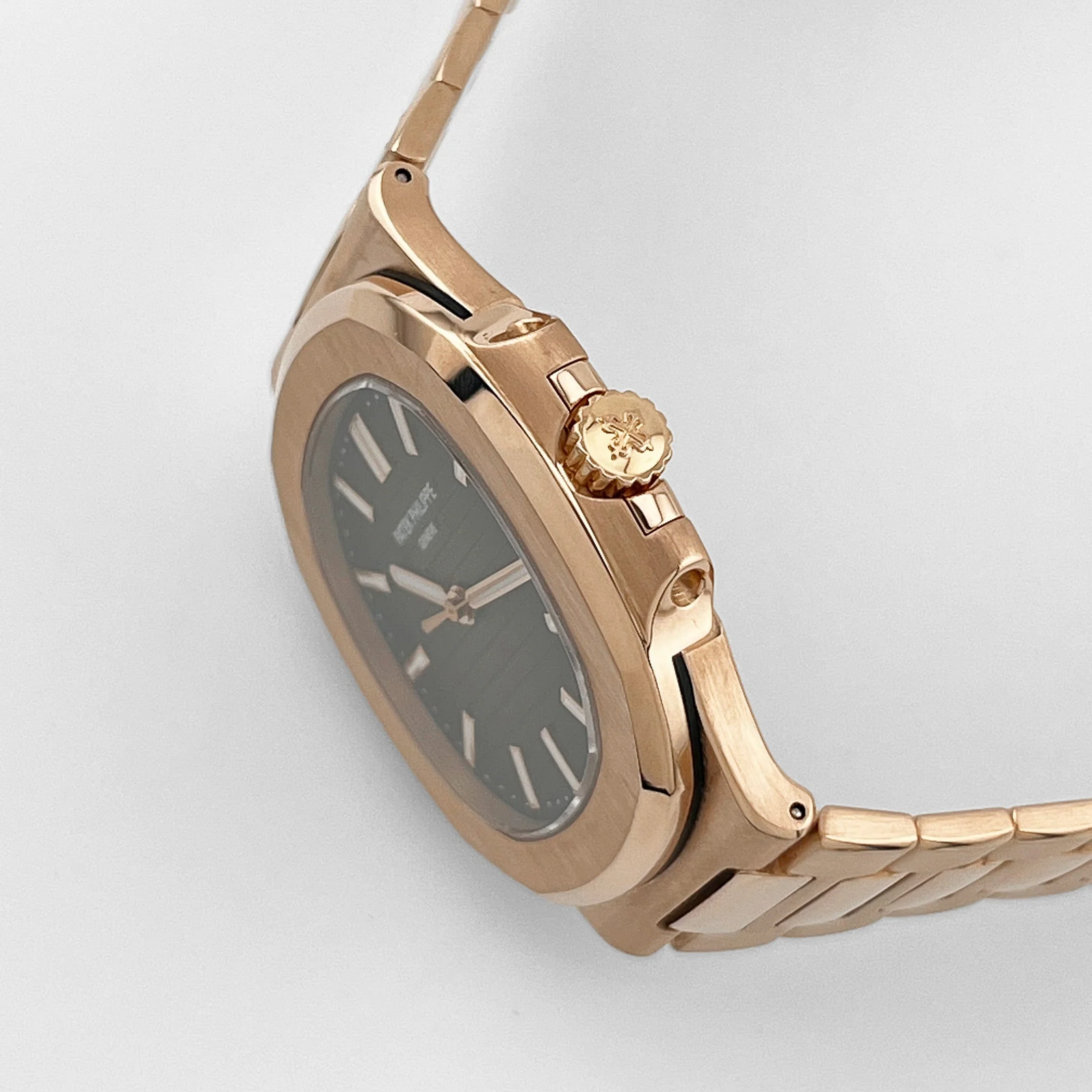 Patek Philippe Nautilus 5711/1R-001 Rose Gold Brown Dial (2015)