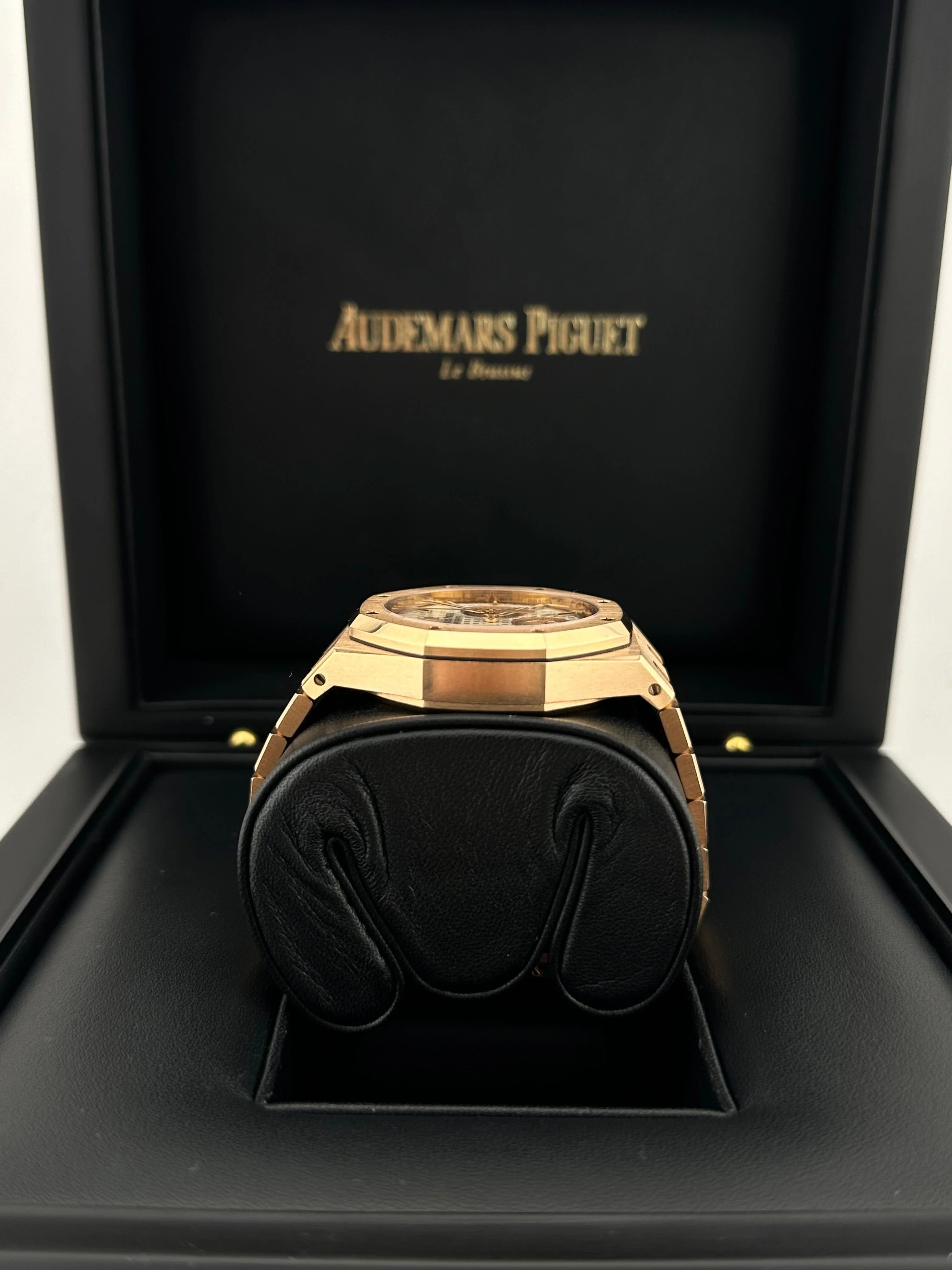 Audemars Piguet Royal Oak 26315OR.OO.1256OR.01 Chronograph Rose Gold Silver Dial