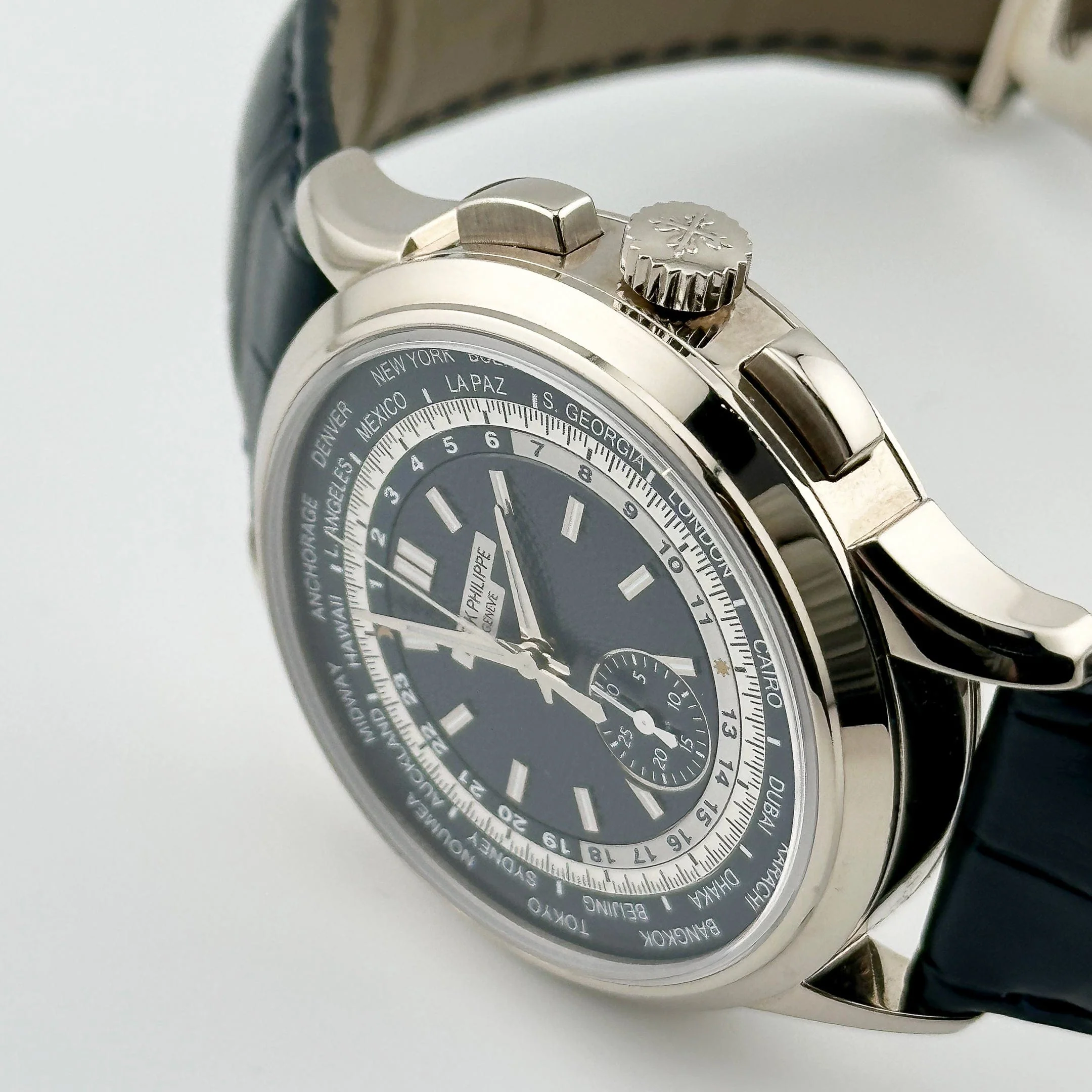 Patek Philippe Complications 5930G-010 World Time Flyback Chronograph White Gold Blue Dial (2022)