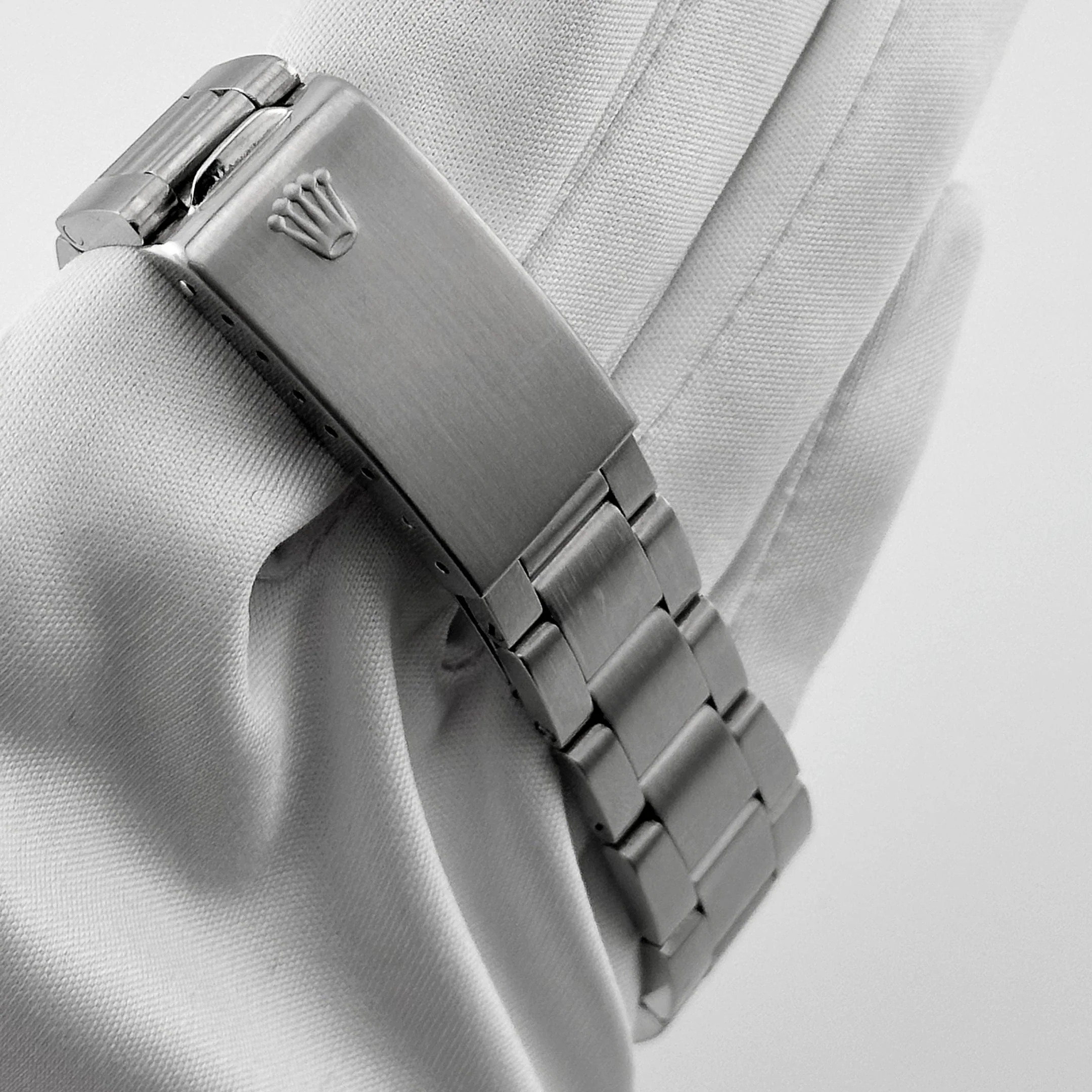 Rolex Daytona 6263 'Big Red' Stainless Steel Black Sigma Dial (1975)