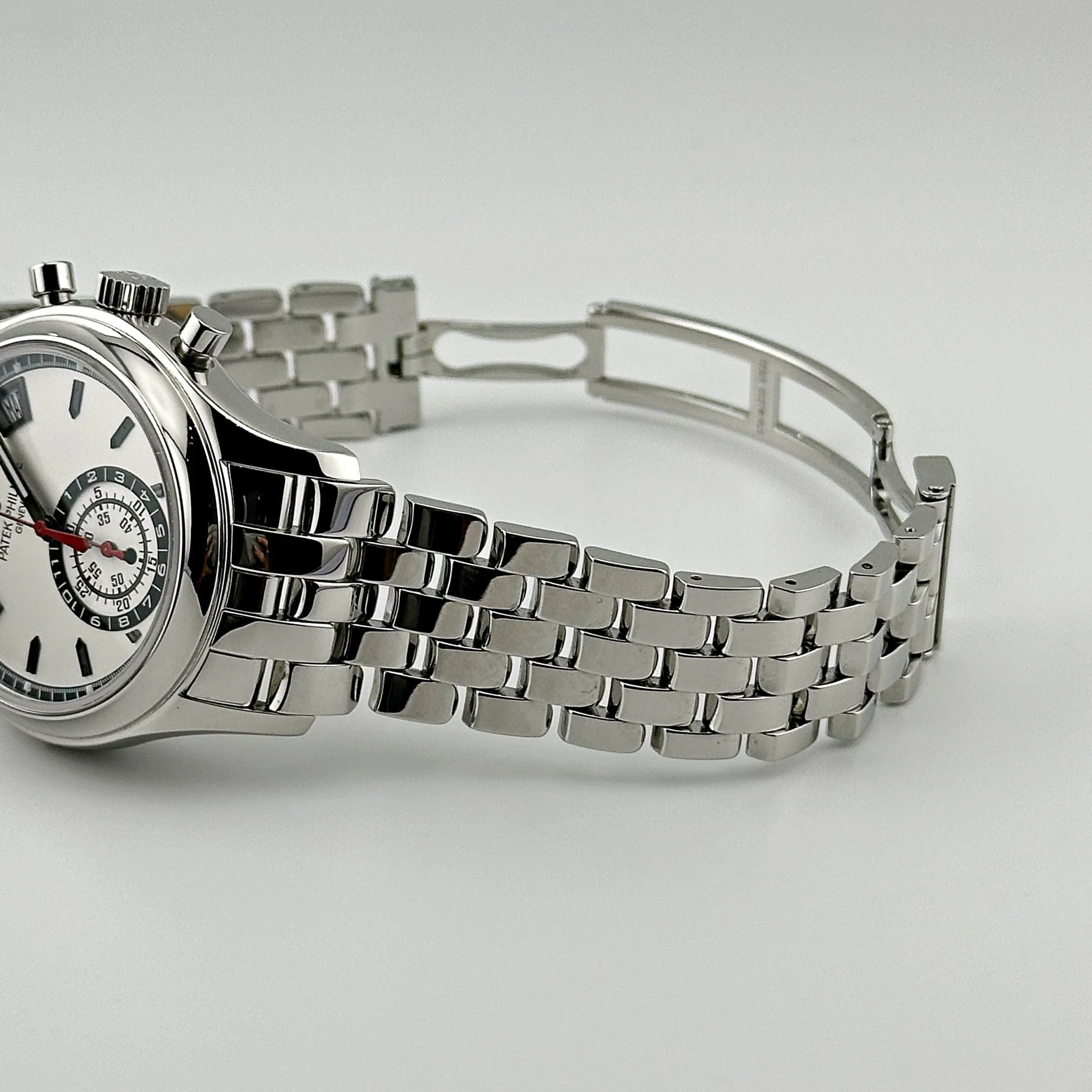 Patek Philippe 5960/1A-001 Annual Calendar Chronograph Stainless Steel White Dial