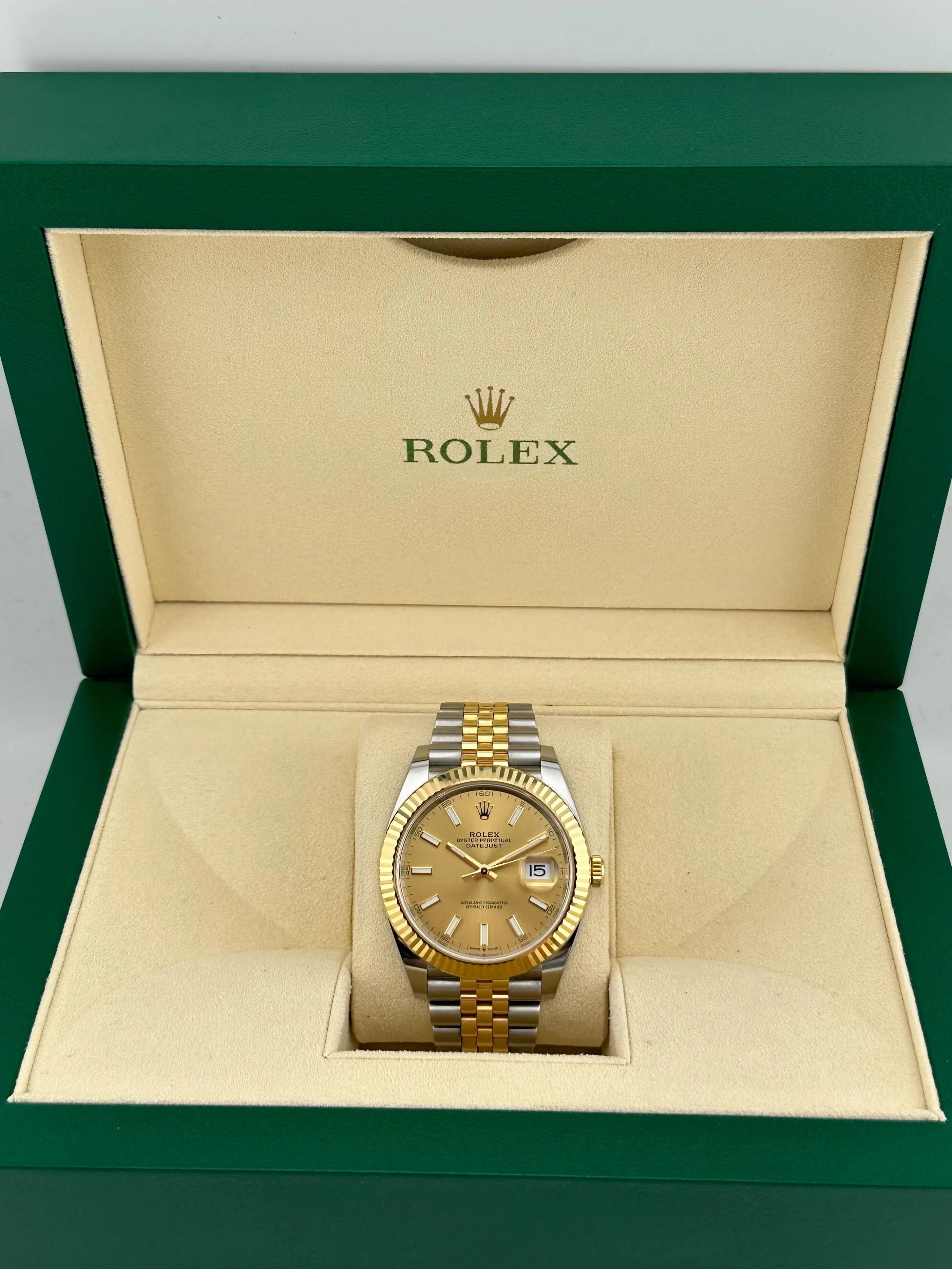 Rolex Datejust 41 126333 Yellow Gold Stainless Steel Champagne Dial Jubilee (2022)