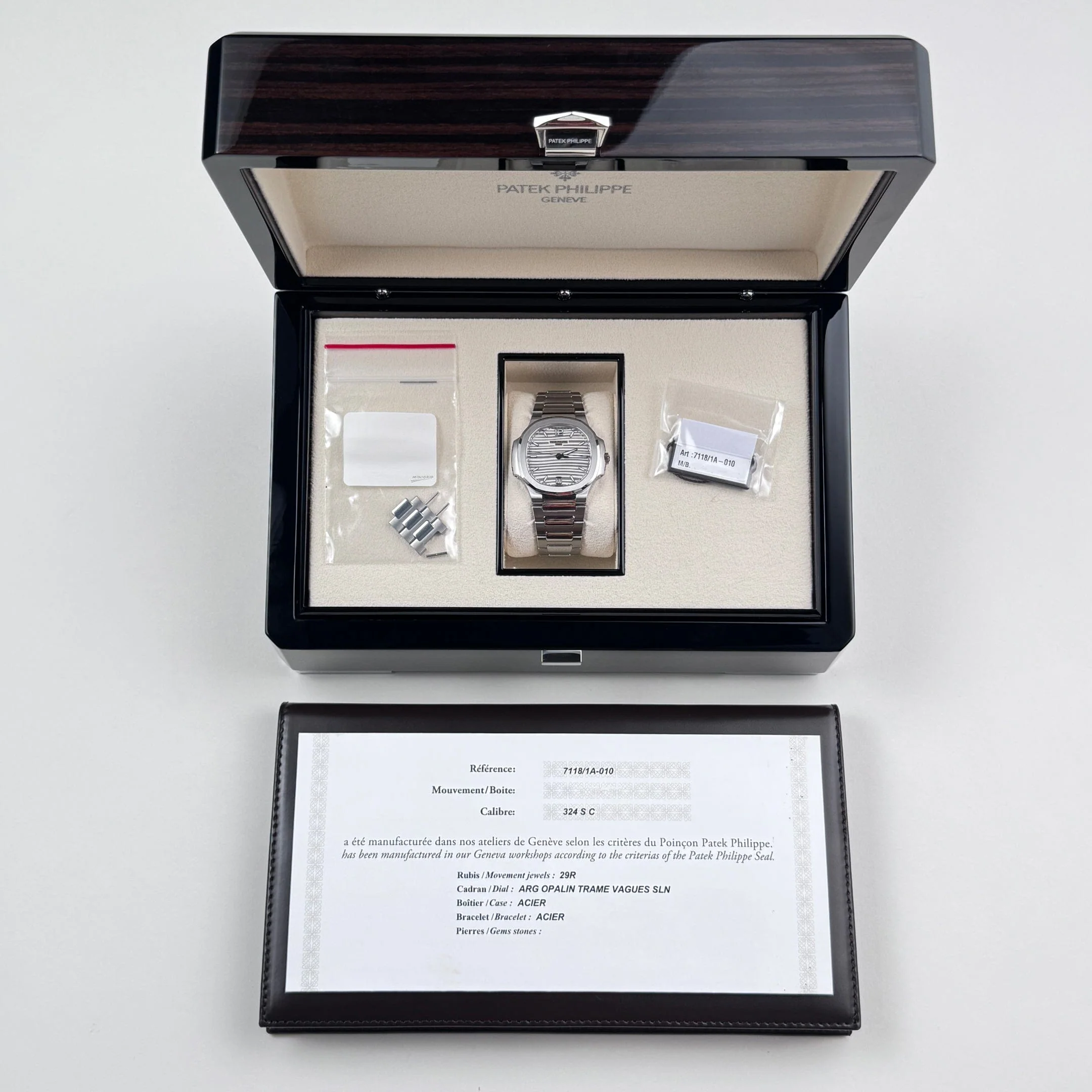 Patek Philippe Nautilus 7118/1A-010 Stainless Steel Silvery Opaline Dial (2022)