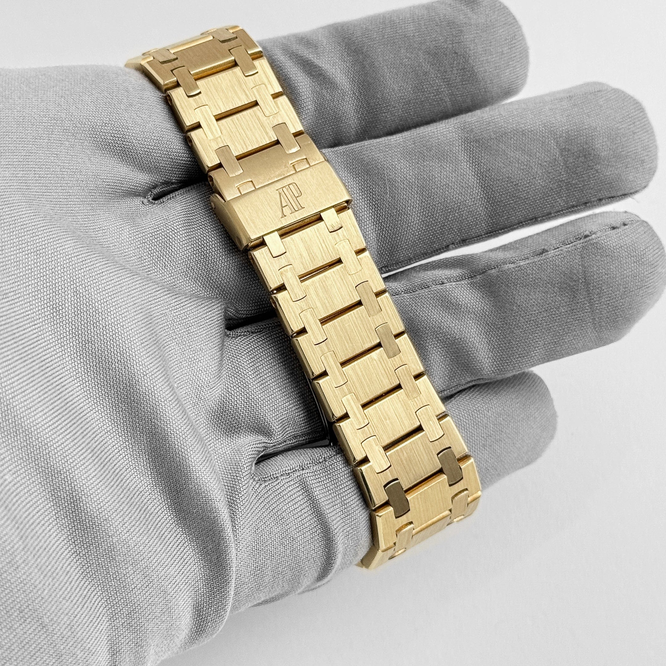 Audemars Piguet Royal Oak Perpetual Calendar 25654BA Yellow Gold White Dial