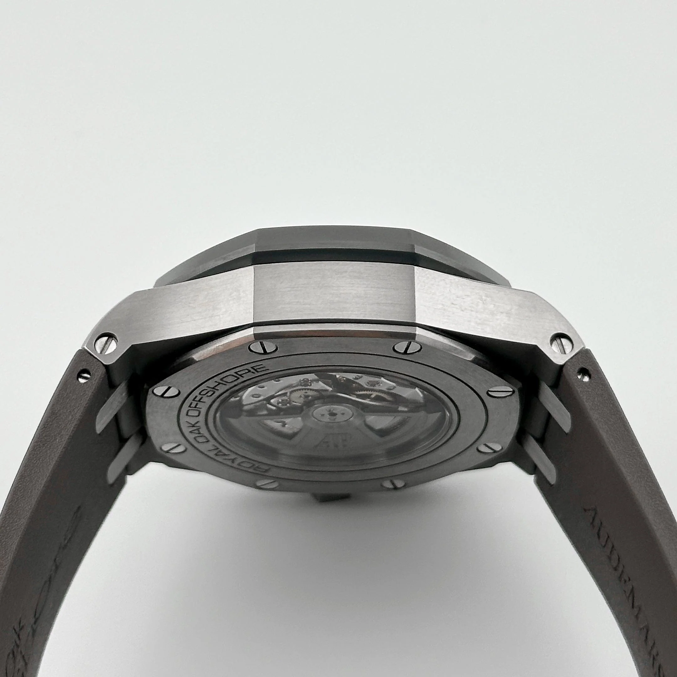 Audemars Piguet Royal Oak Offshore 26400IO.OO.A004CA.02 Selfwinding Chronograph Titanium Grey Dial (2020)