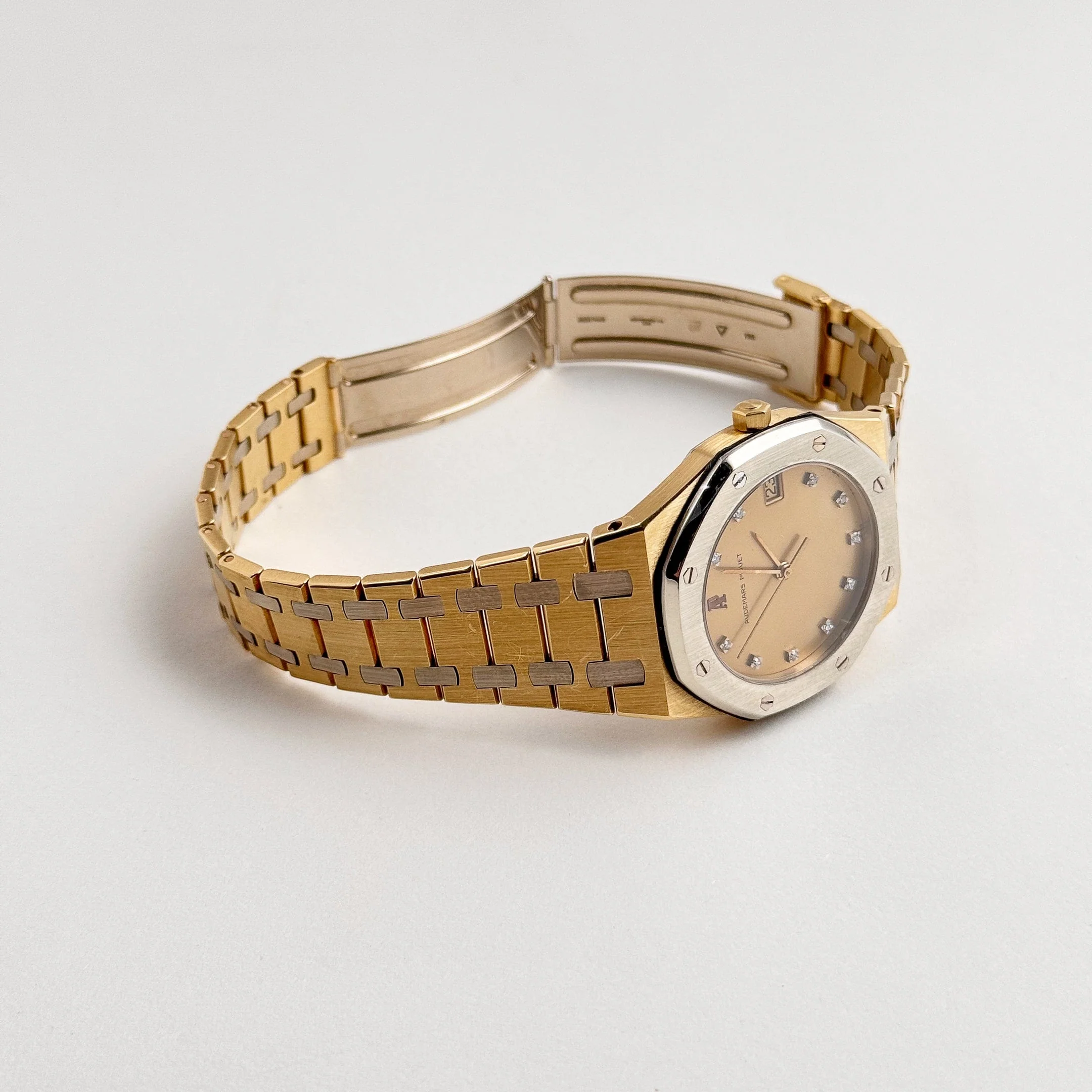 Audemars Piguet Royal Oak 6023AC Yellow Gold White Gold Diamond Dial Quartz