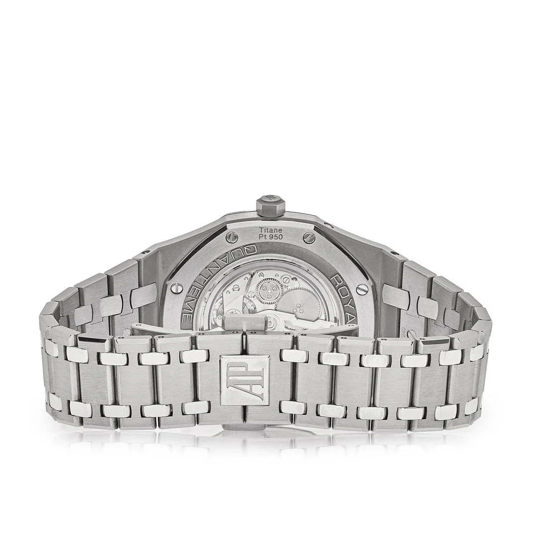 Audemars Piguet Royal Oak 26586IP.OO.1240IP.01 Perpetual Calendar 'Ultra-Thin' Platinum Titanium Blue Dial (2022)