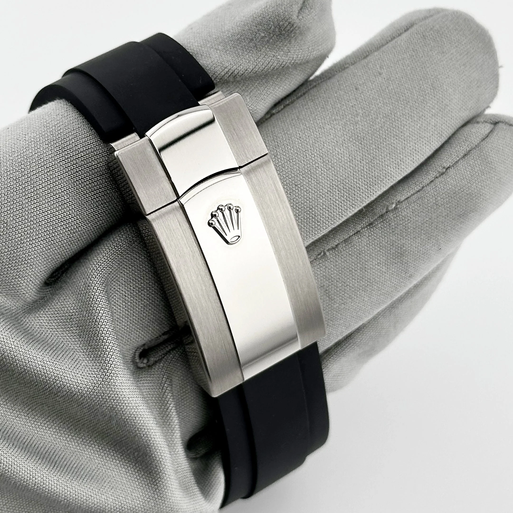 Rolex Sky-Dweller 336239 White Gold Black Dial Oysterflex (2025)