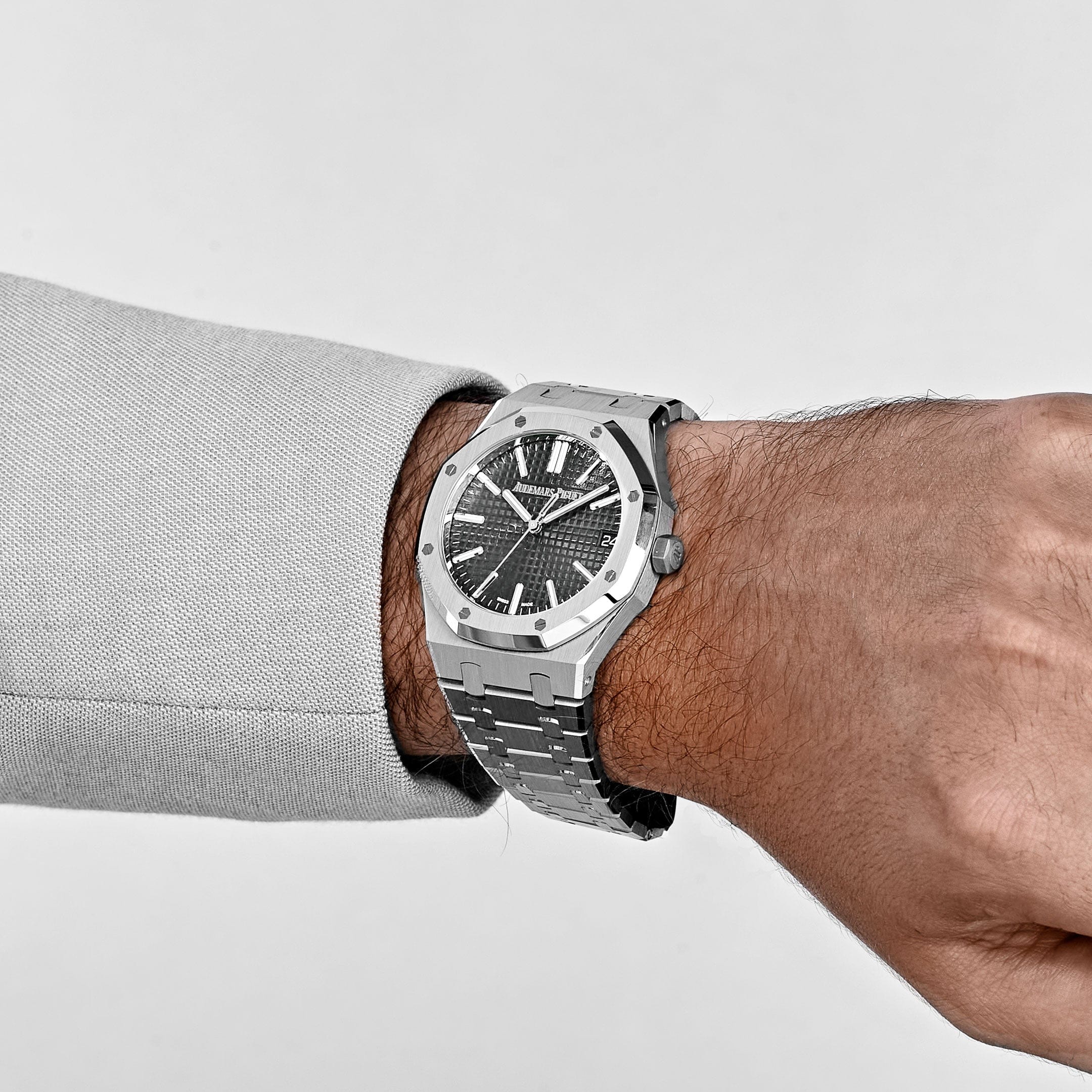 Audemars Piguet Royal Oak 15510ST.OO.1320ST.05 '50th Anniversary' Stainless Steel Grey Dial (2022)