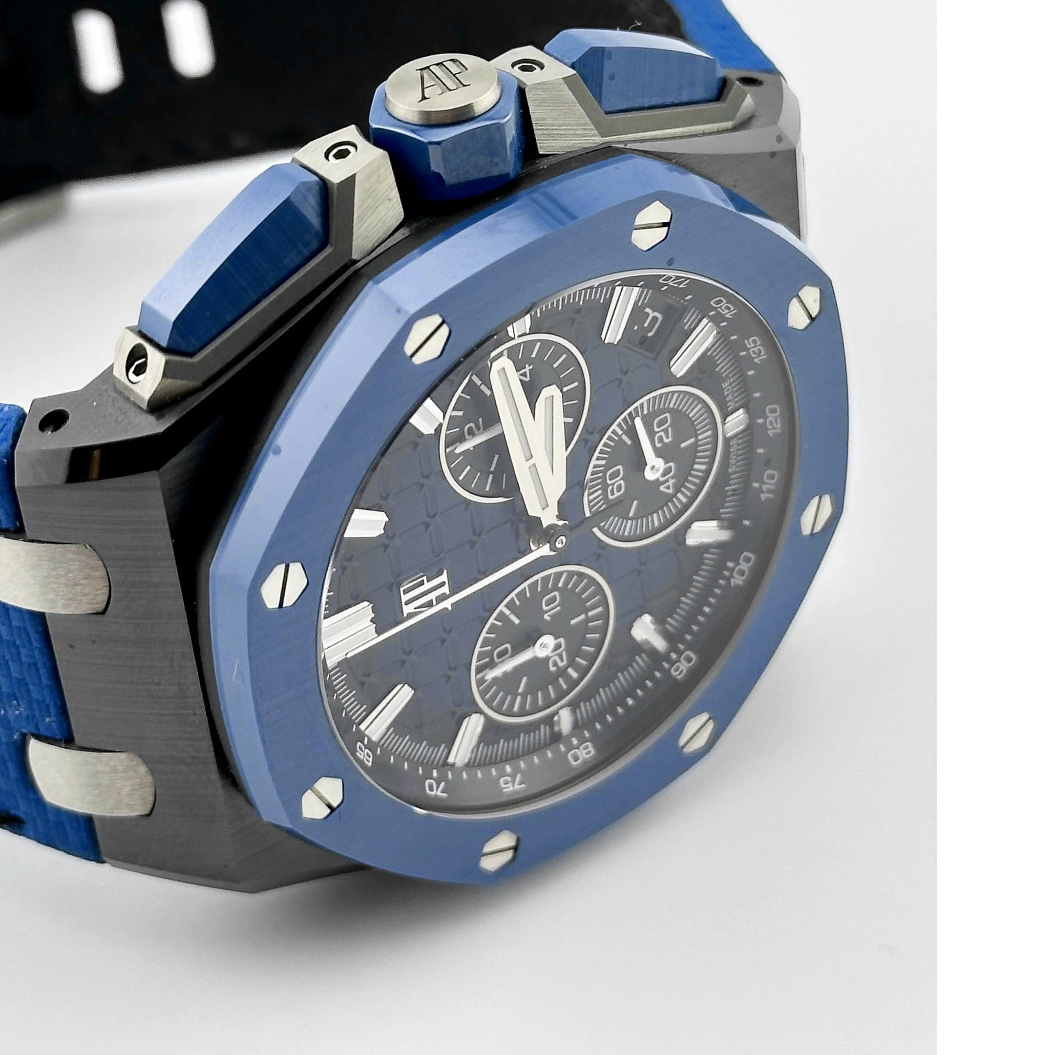 Audemars Piguet Royal Oak Offshore 26420CE.OO.A043VE.01 Selfwinding Chronograph Black/Blue Ceramic (2023)