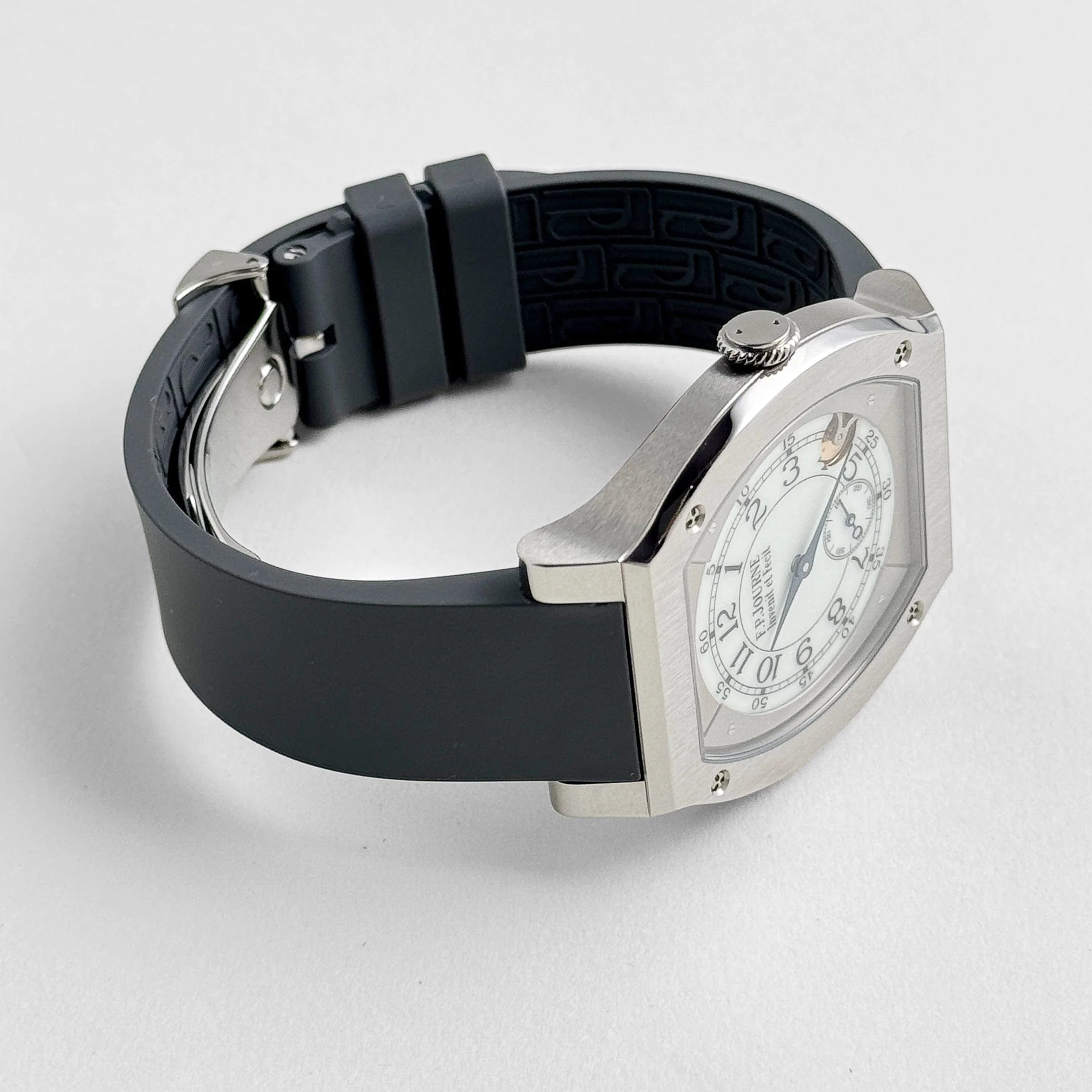 F.P.Journe Élégante 48 Ref. ELHT Titanium Luminescent White Dial (2024)