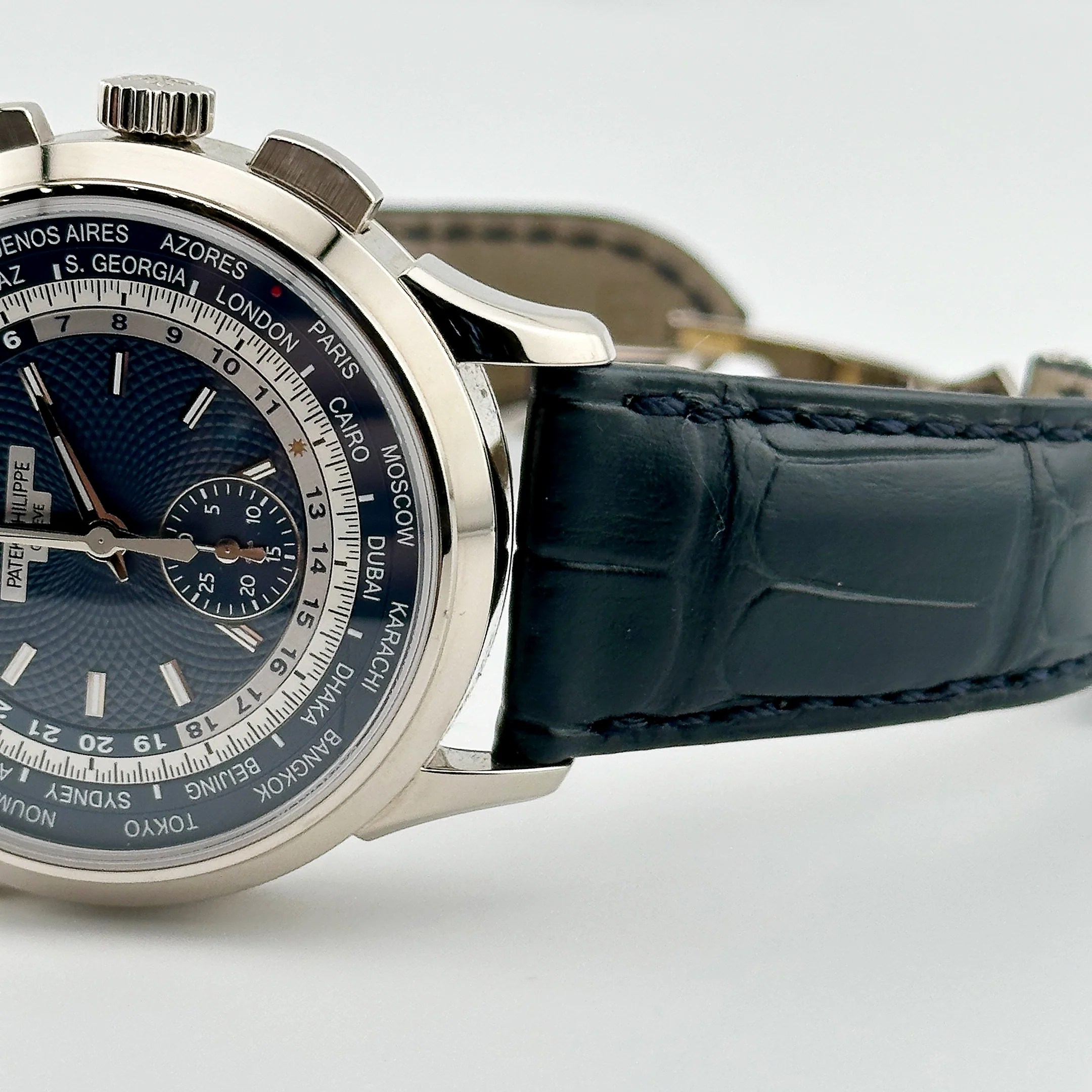 Patek Philippe Complications 5930G-010 World Time Flyback Chronograph White Gold Blue Dial (2022)