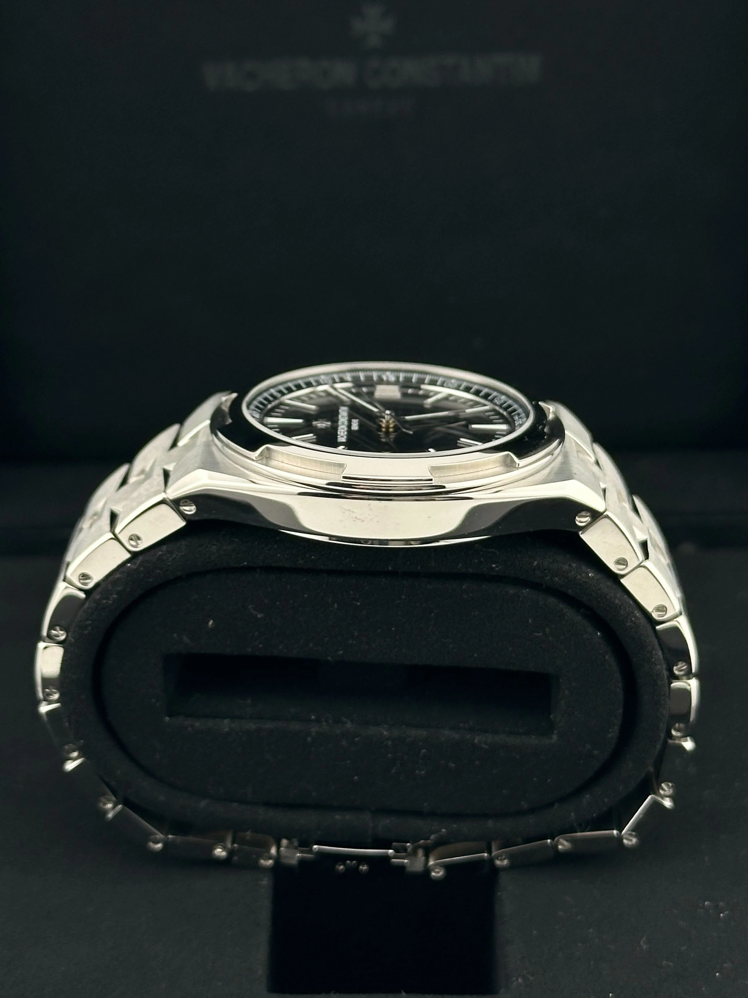 Vacheron Constantin Overseas 4500V/110A-B483 Steel Black Dial