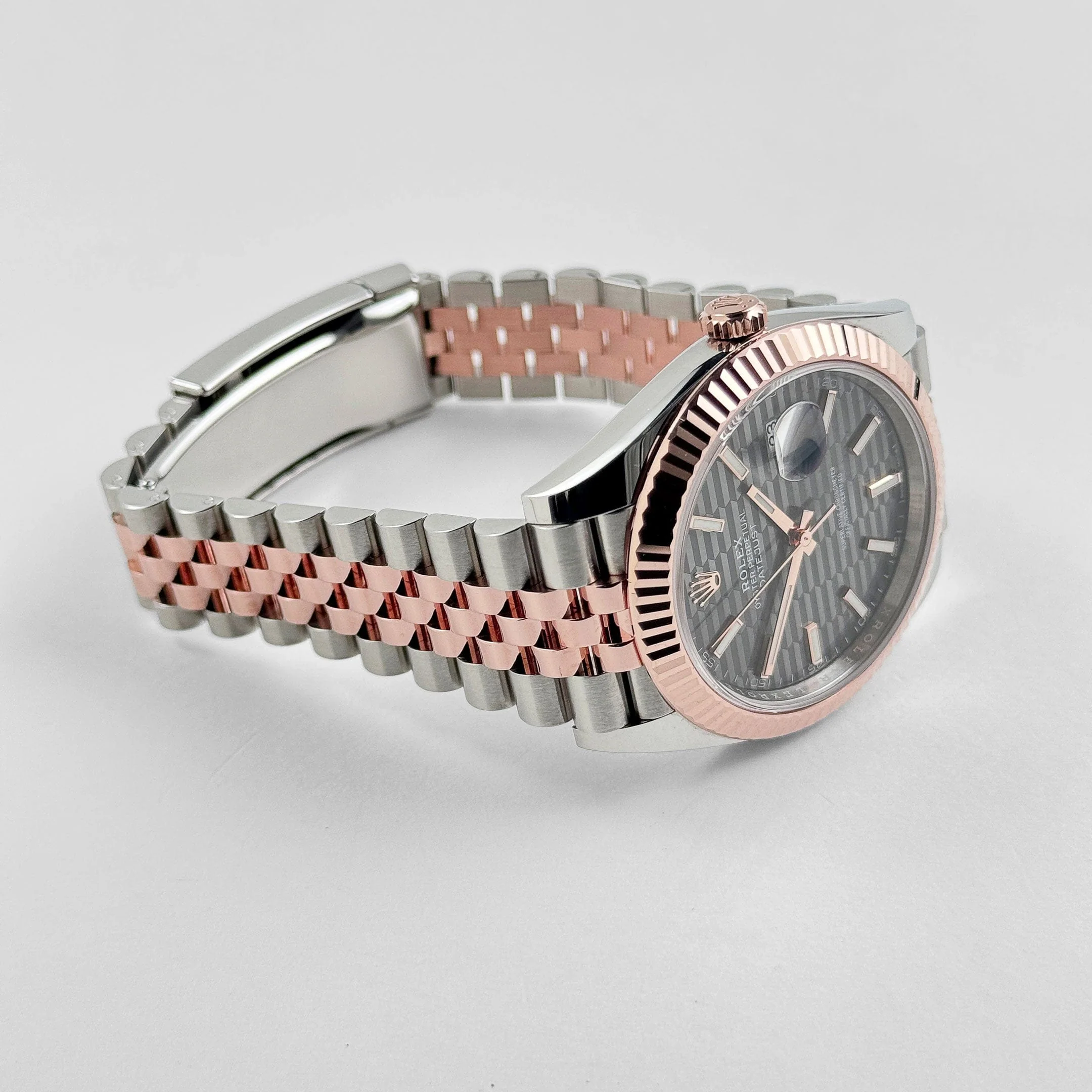 Rolex Datejust 41 126331 Rose Gold Stainless Steel Grey Motif Dial Jubilee