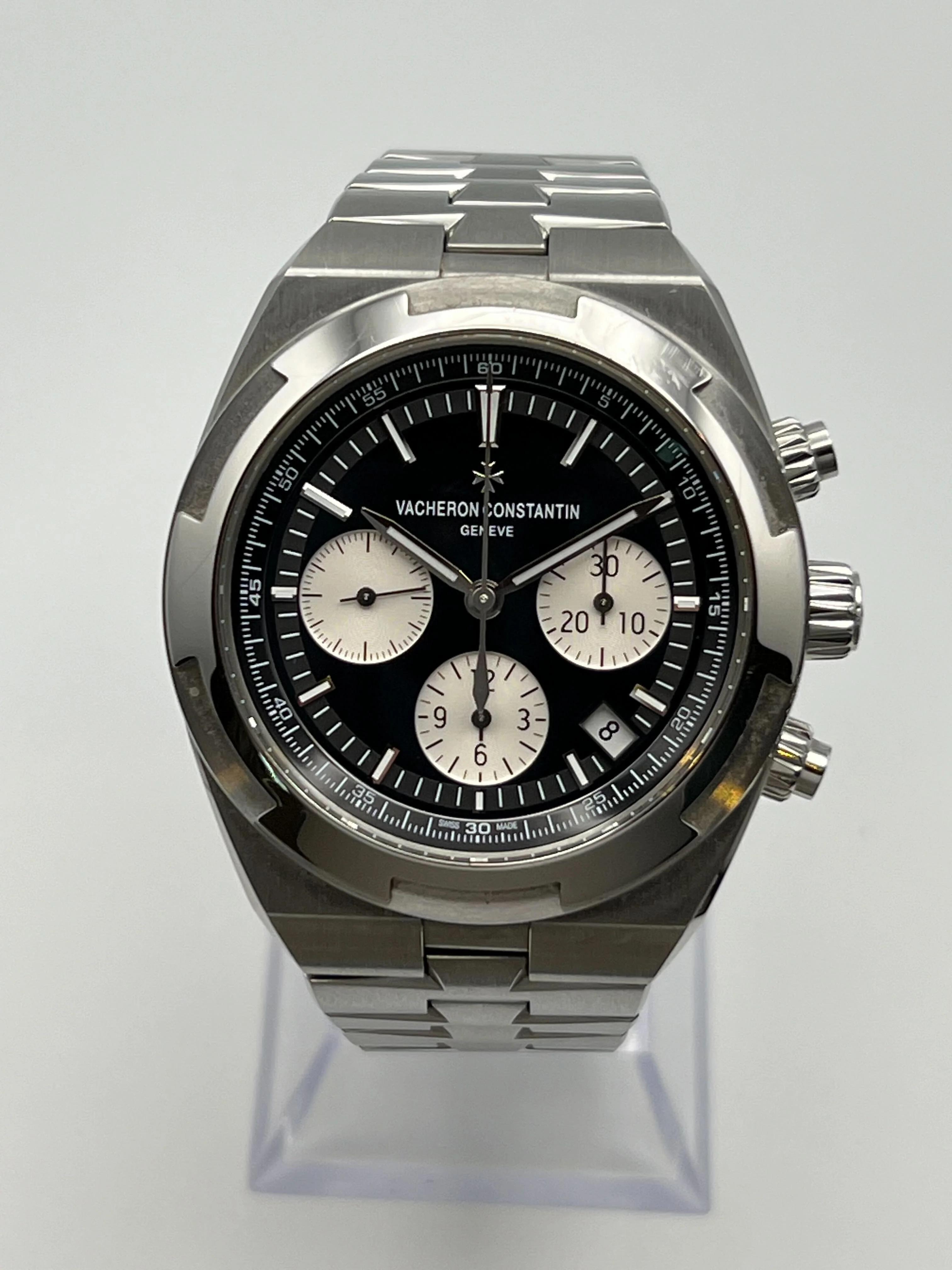 Vacheron Constantin Overseas Chronograph 5500V/110A-B481 Stainless Steel Black Dial