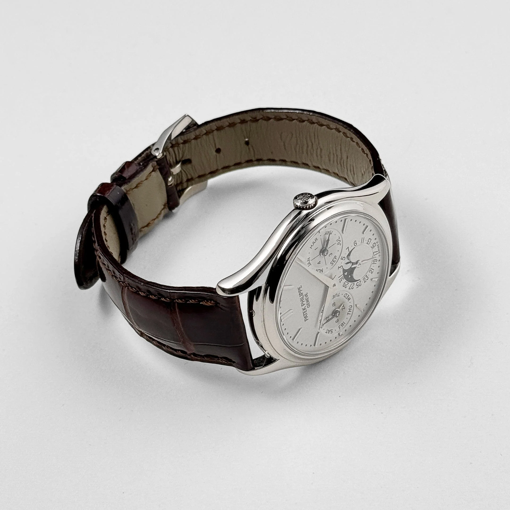 Patek Philippe 3940G-011 Perpetual Calendar Moonphase White Gold Opaline Silver Dial