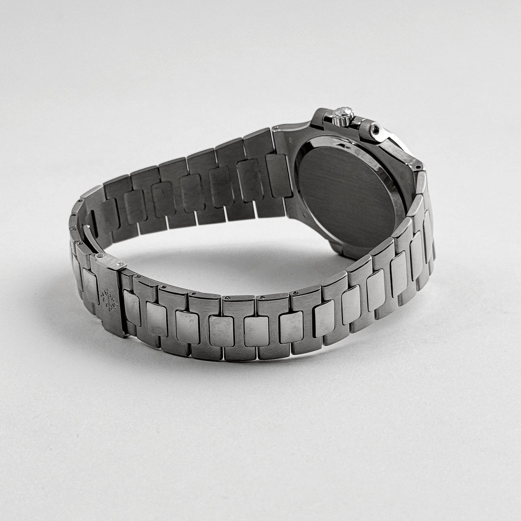 Patek Philippe Nautilus 3800/4G-001 White Gold White Dial Diamond Set (2004)