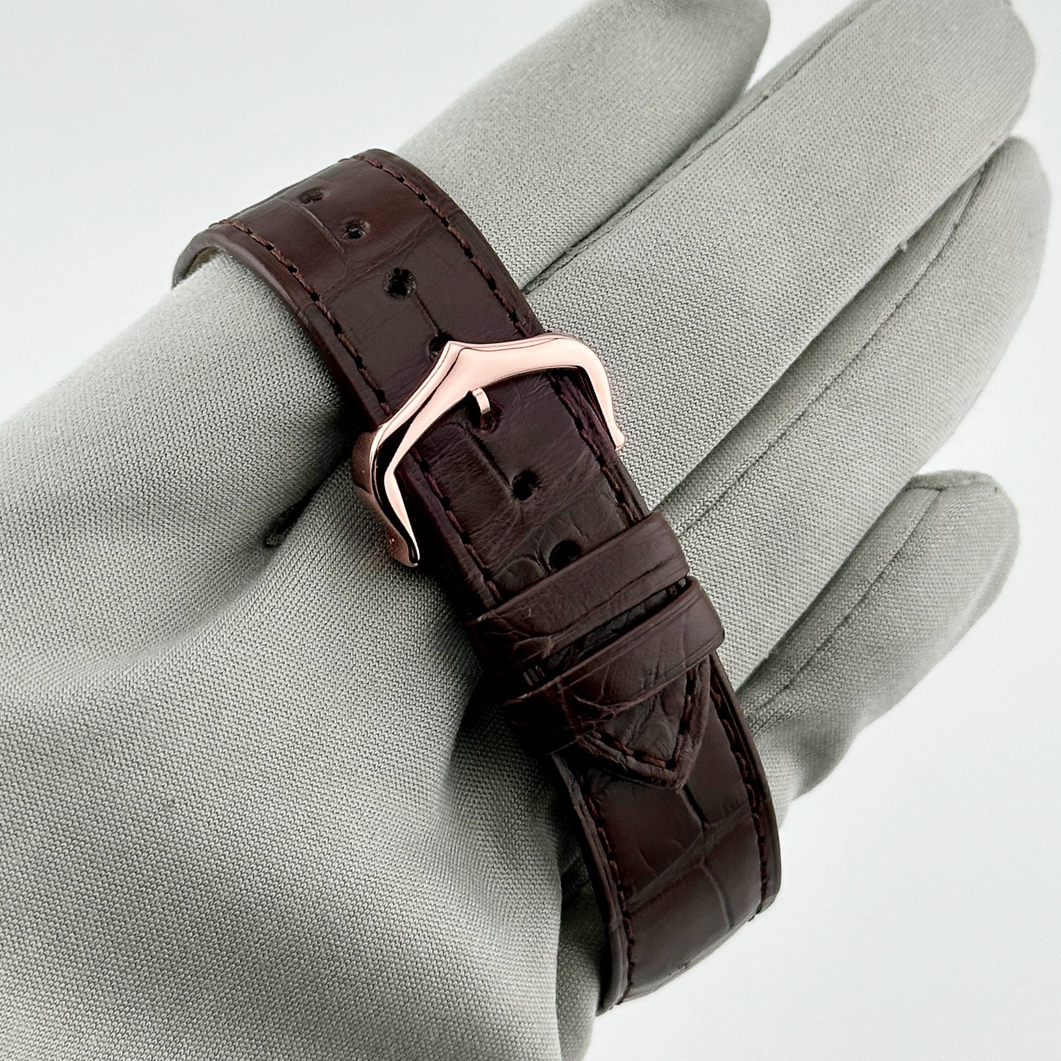 Cartier Tank Louis Large WGTA0011 Rose Gold Alligator (2024)