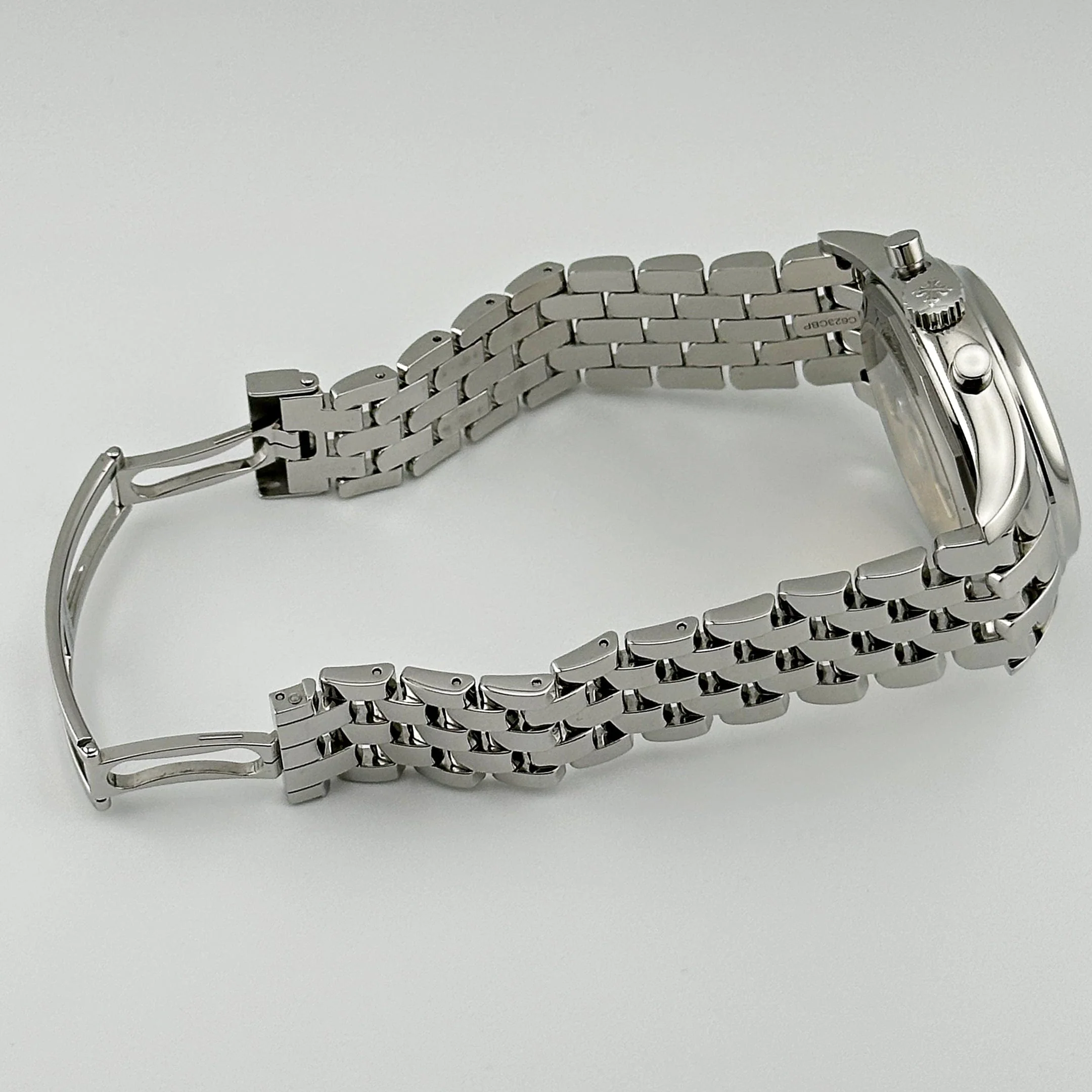 Patek Philippe 5960/1A-001 Annual Calendar Chronograph Stainless Steel White Dial