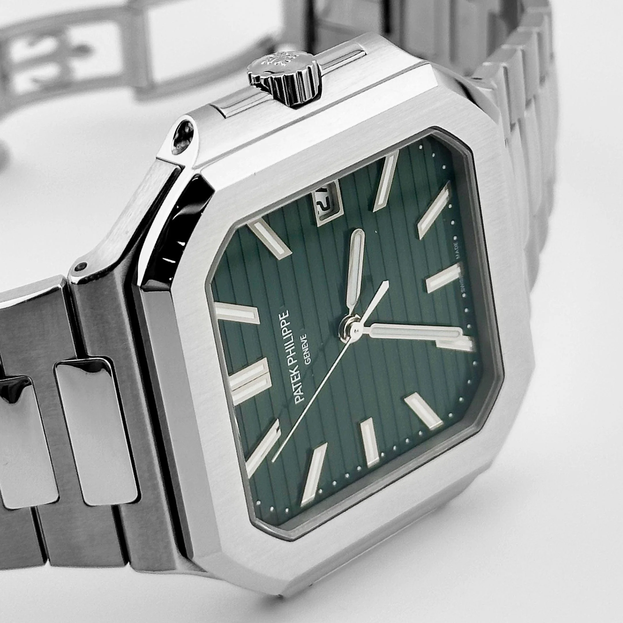 Patek Philippe Cubitus 5821/1A-001 Stainless Steel Green Dial (2025)