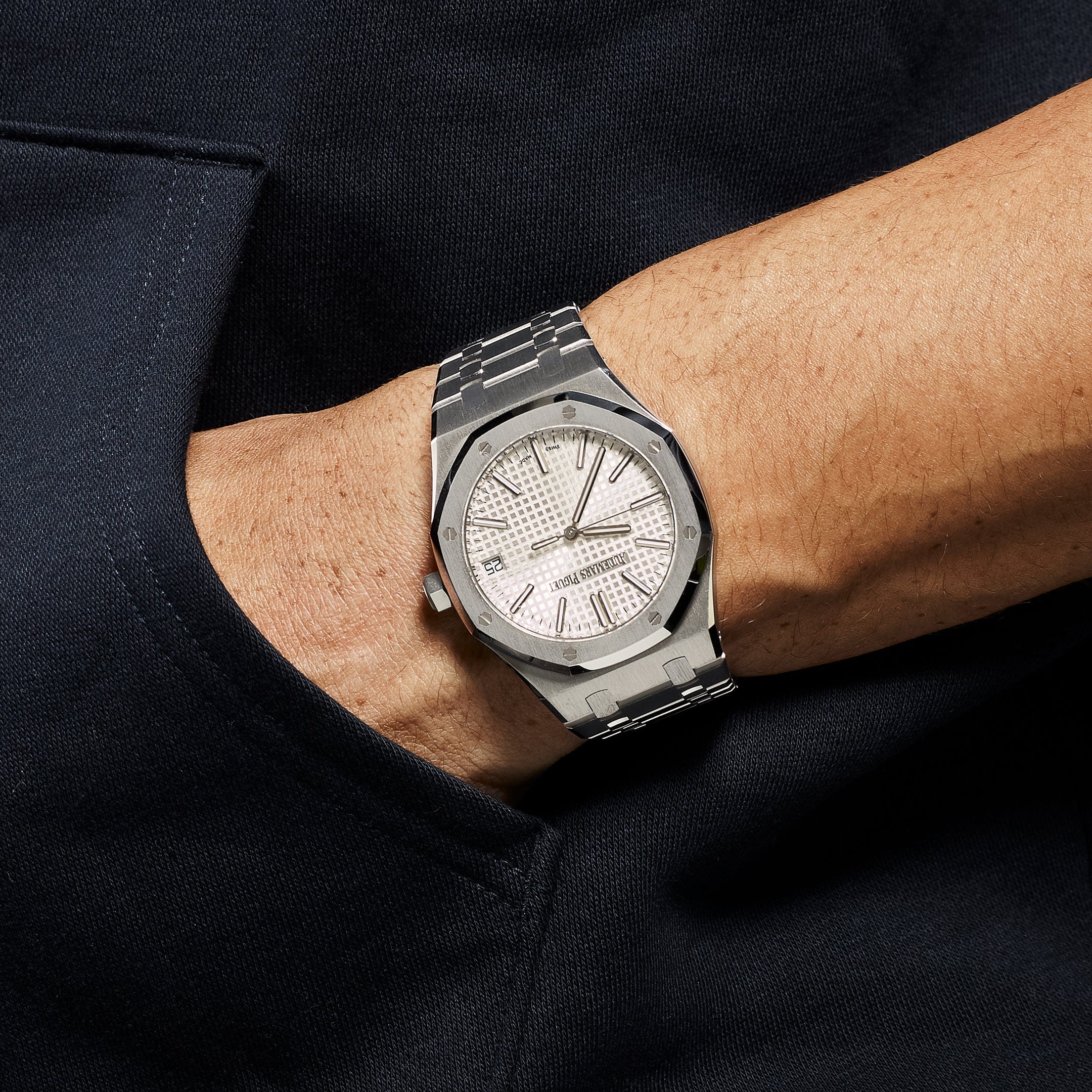 Audemars Piguet Royal Oak 15500ST.OO.1220ST.04 Selfwinding Stainless Steel Silver-White Dial