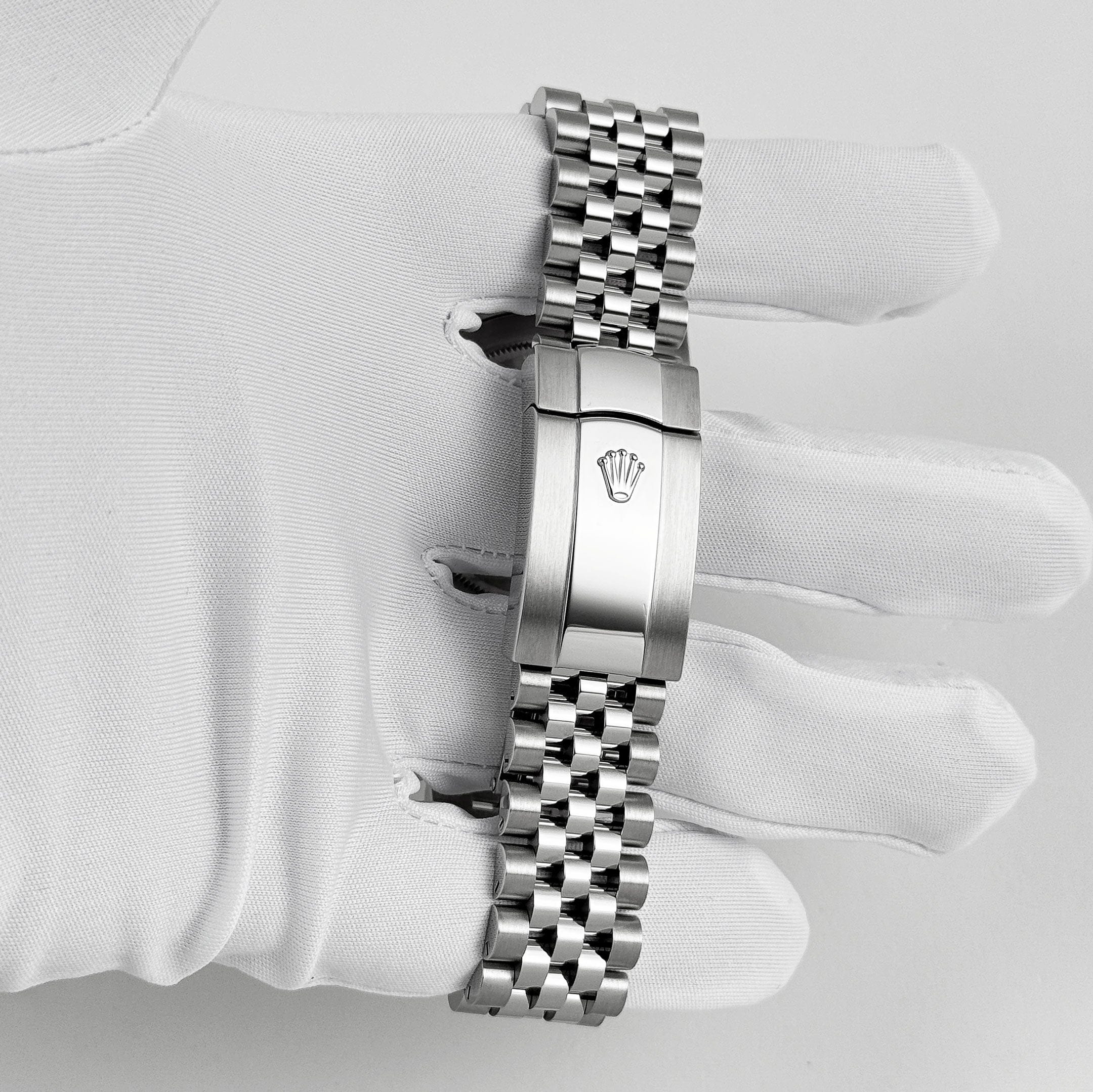 Rolex Datejust 41 126300 Stainless Steel Green Dial Jubilee (2023)