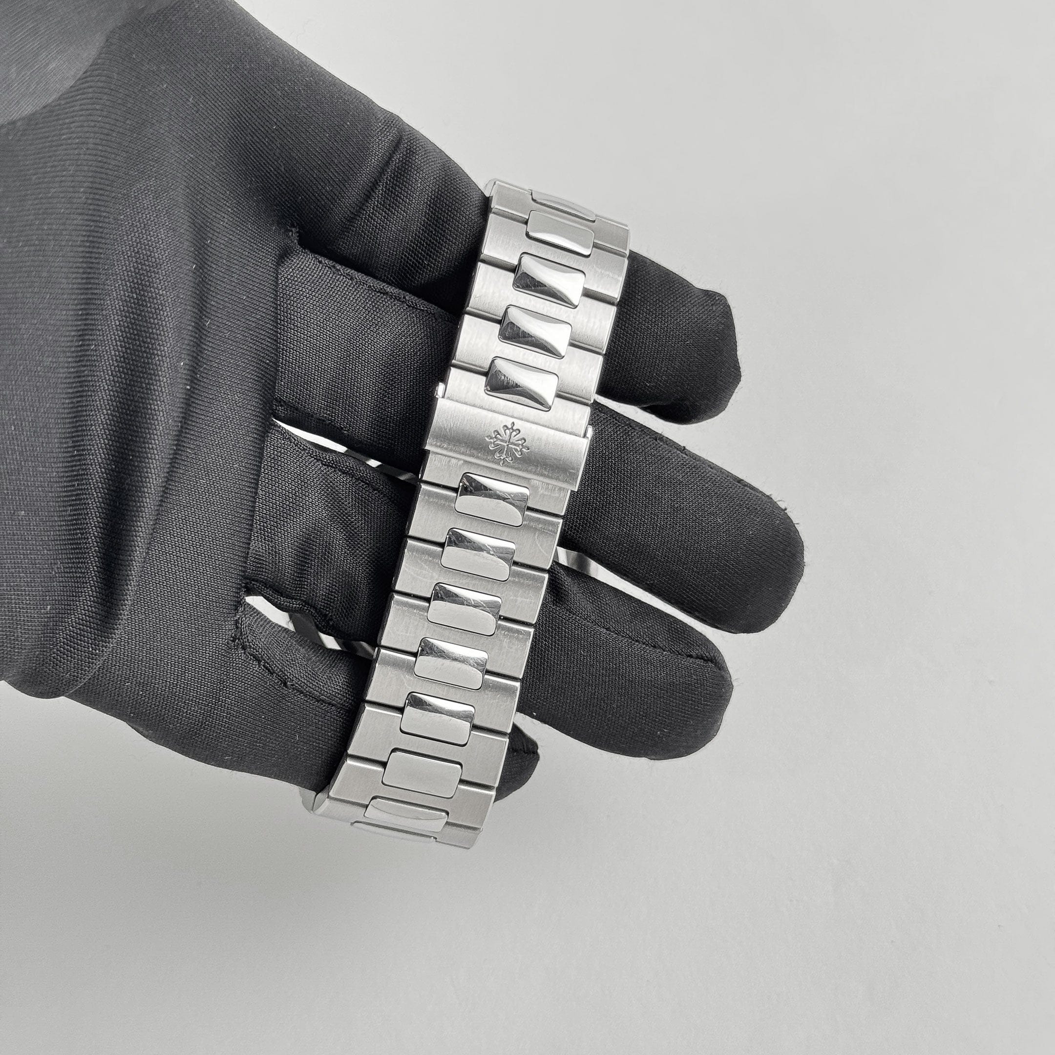 Patek Philippe Nautilus 5711/1A-010 'Tiffany & Co.' Stainless Steel Blue Dial (2018)