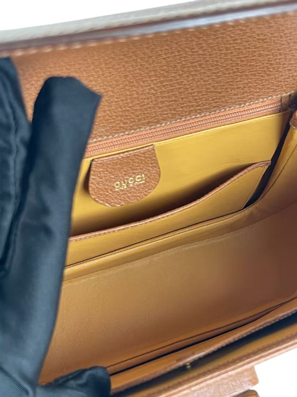 GUCCI - Brown Calfskin Bamboo Handbag