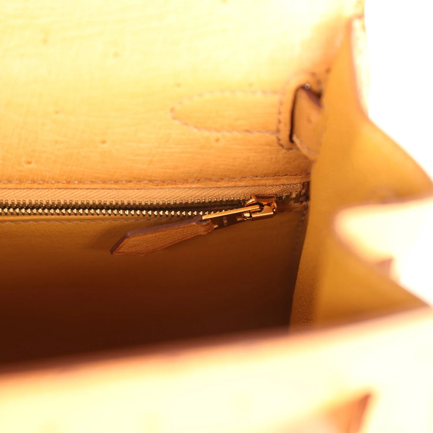 Pre-owned Hermes Kelly Sellier 28 Tabac Camel Ostrich Gold Hardware