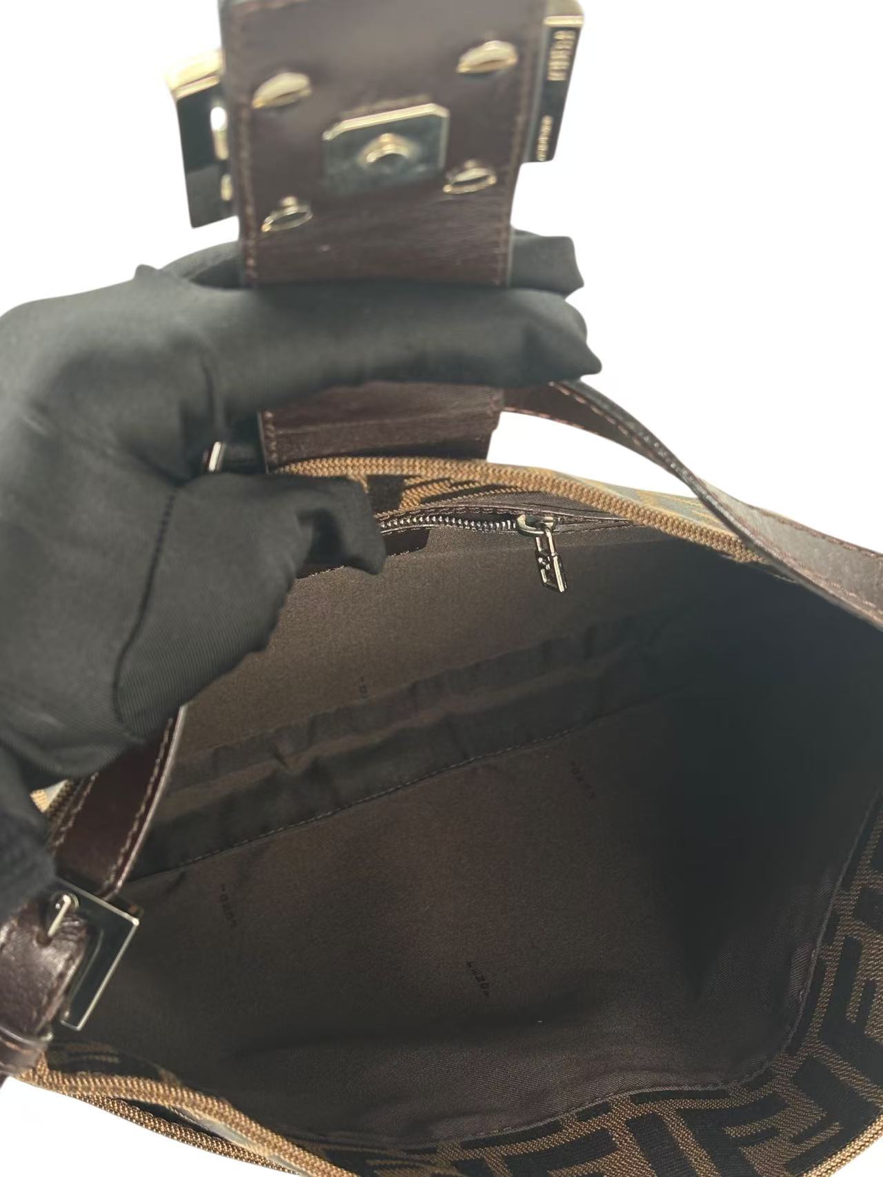 FENDI - Brown Zucca Canvas Shoulder Bag Sliver Hardware