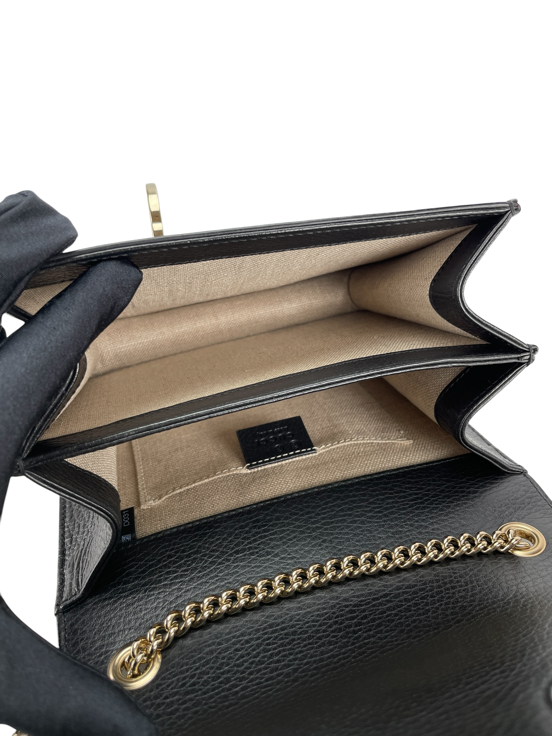 GUCCI - Black Interlocking G Chain Shoulder Bag