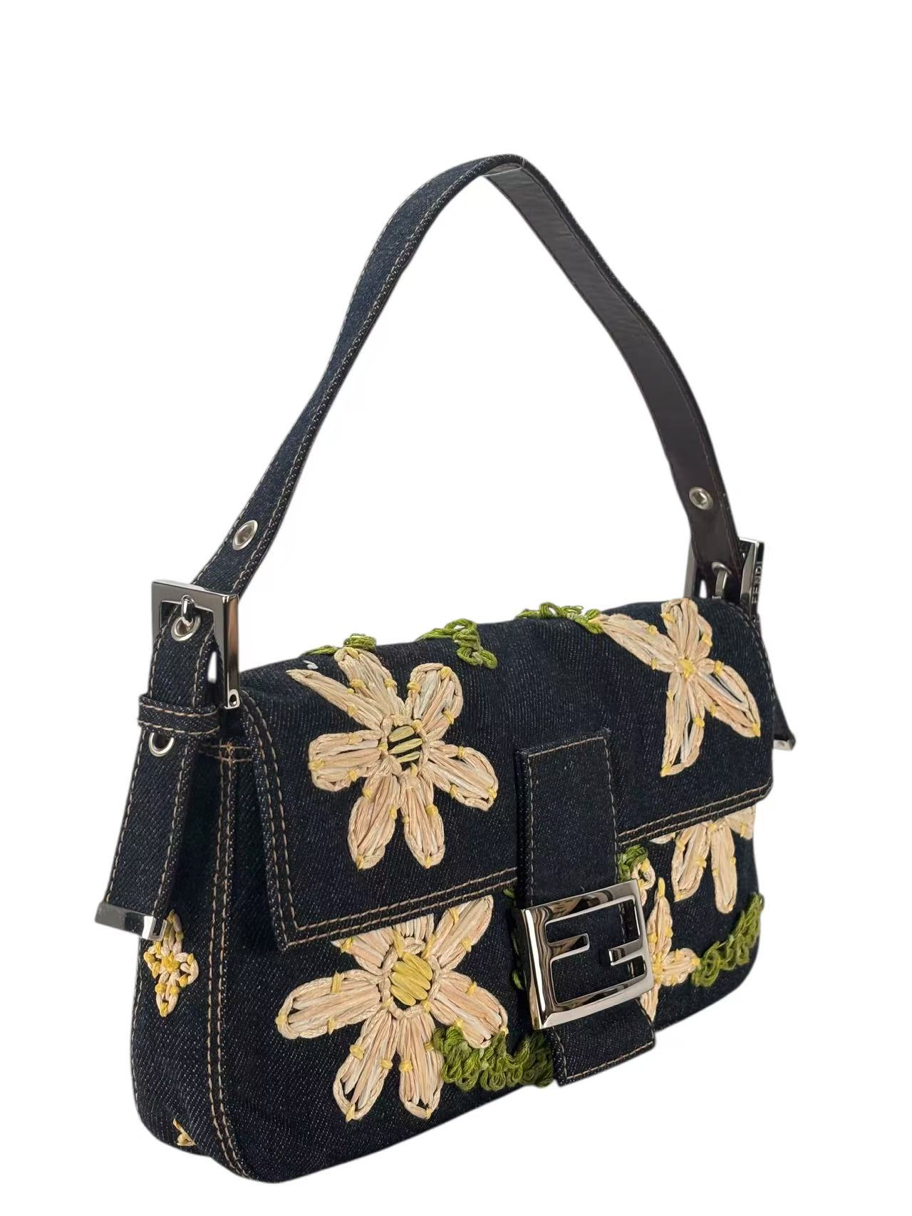 FENDI - Small Baguette Bag Denim Flower Navy