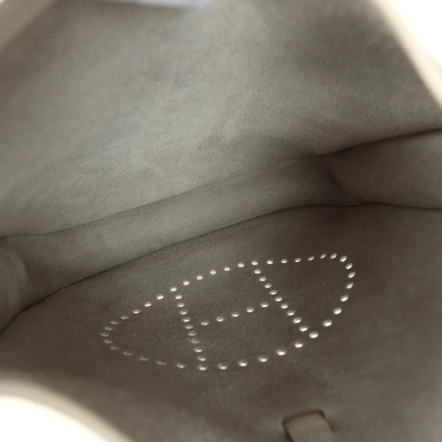 Hermes Evelyne III PM Craie Clemence Gold Hardware