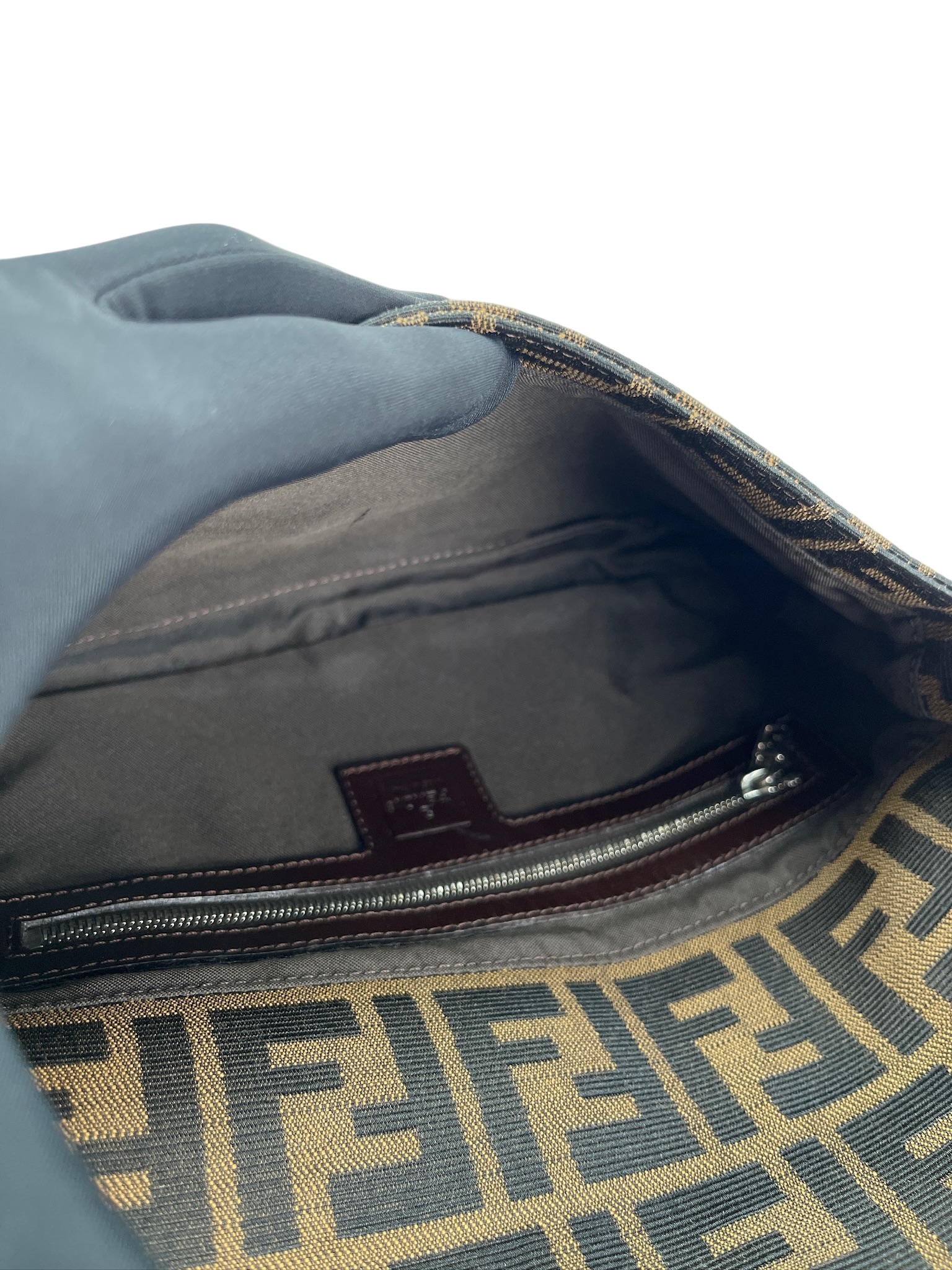 FENDI - Brown Zucca Baguette Handbag Silver Hardware