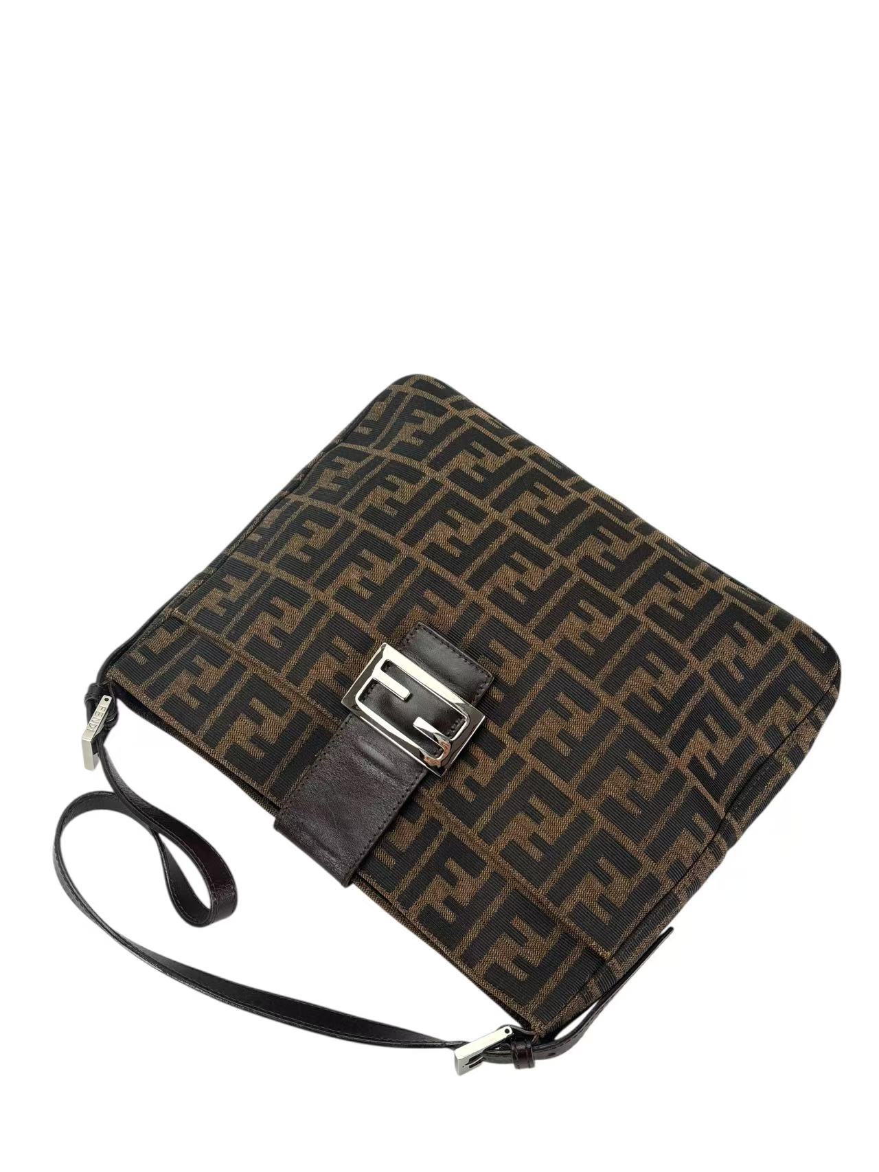 FENDI - Brown Zucca Canvas Shoulder Bag Sliver Hardware