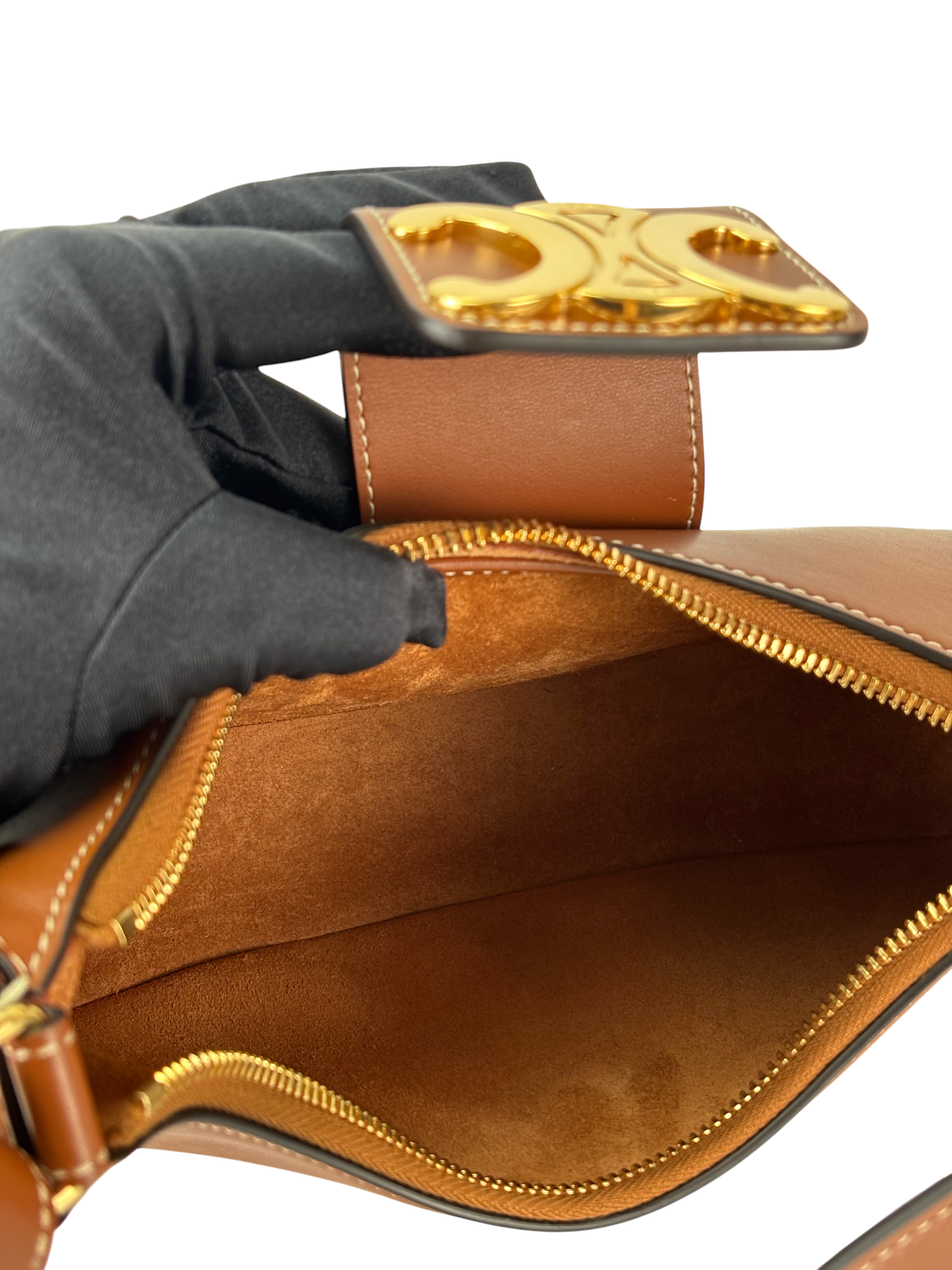 CELINE - Brown Calfskin Smooth Medium Strap Ava Triomphe Shoulder Bag Tan