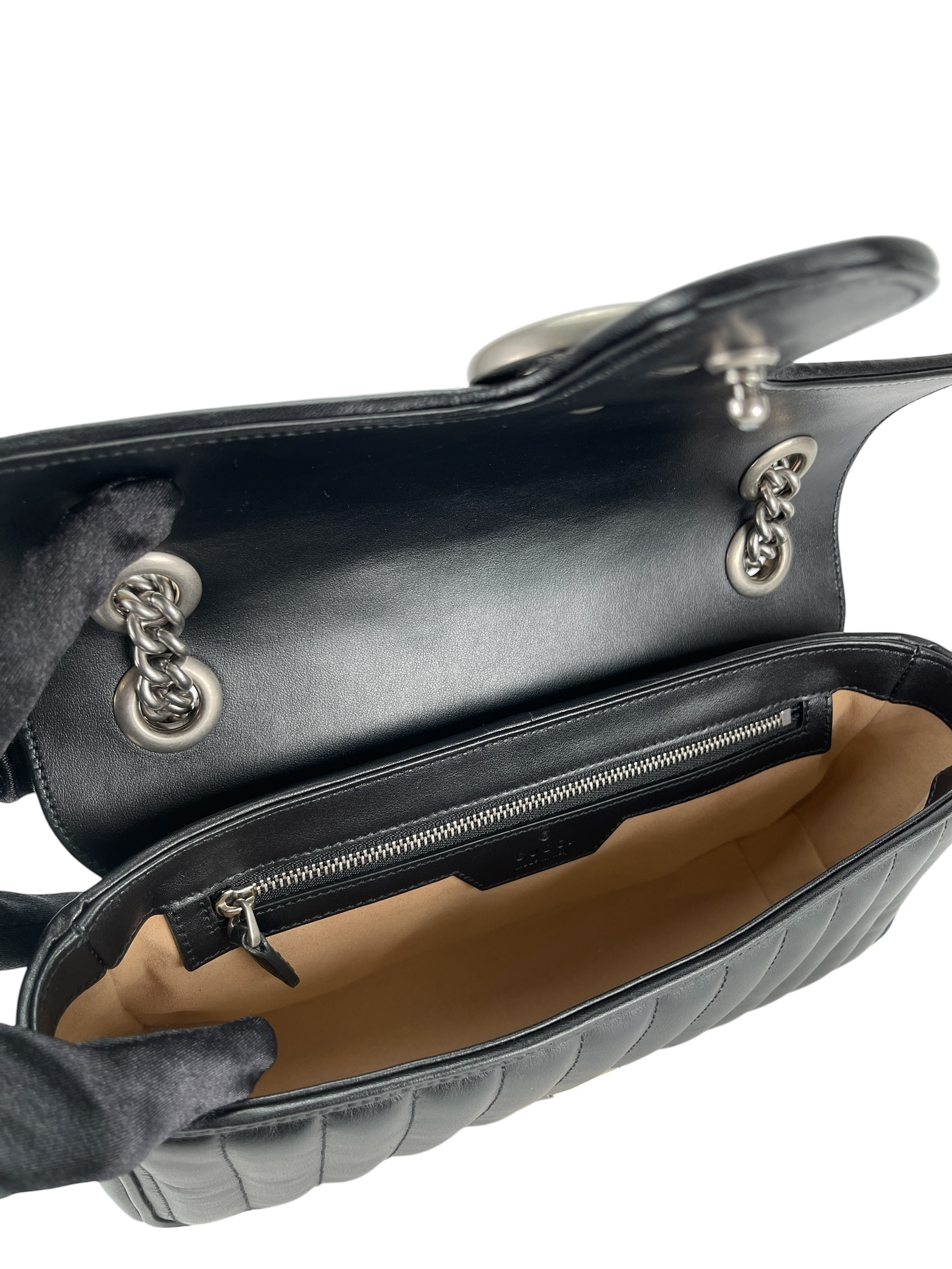 GUCCI - Black GG Marmont Matelasse Shoulder Bag