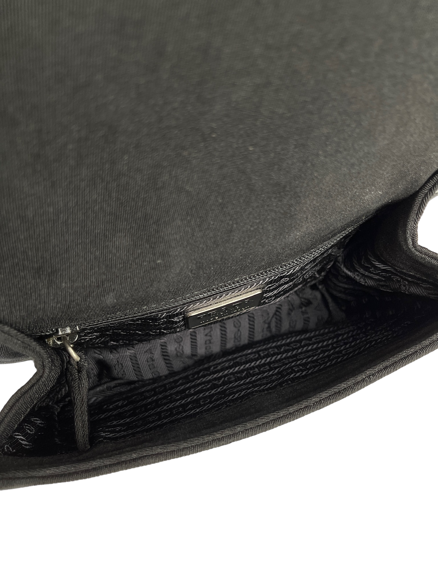 PRADA - Triangle Logo Chunky Chain Shoulder Bag