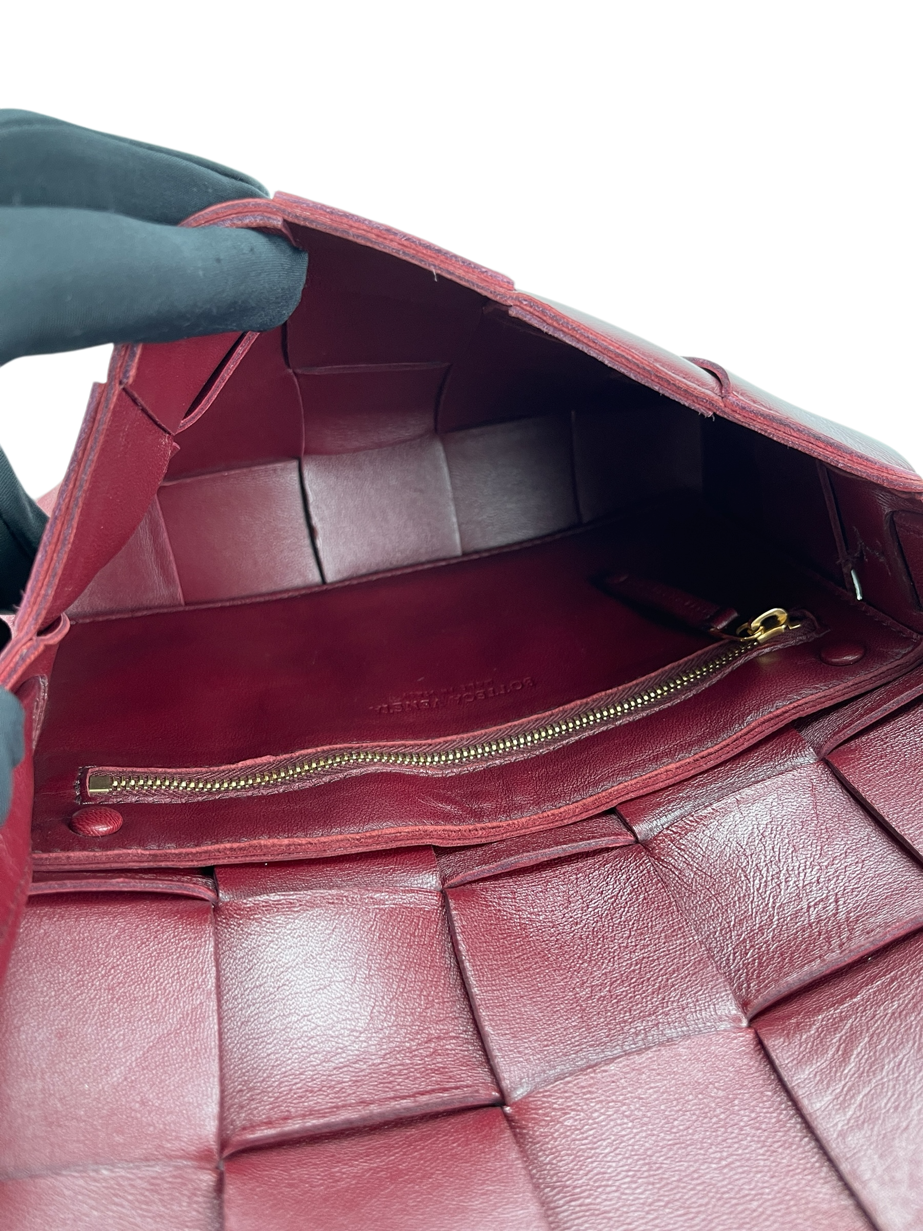 BOTTEGA VENETA - Barolo intrecciato leather Small Cassette Crossbody bag