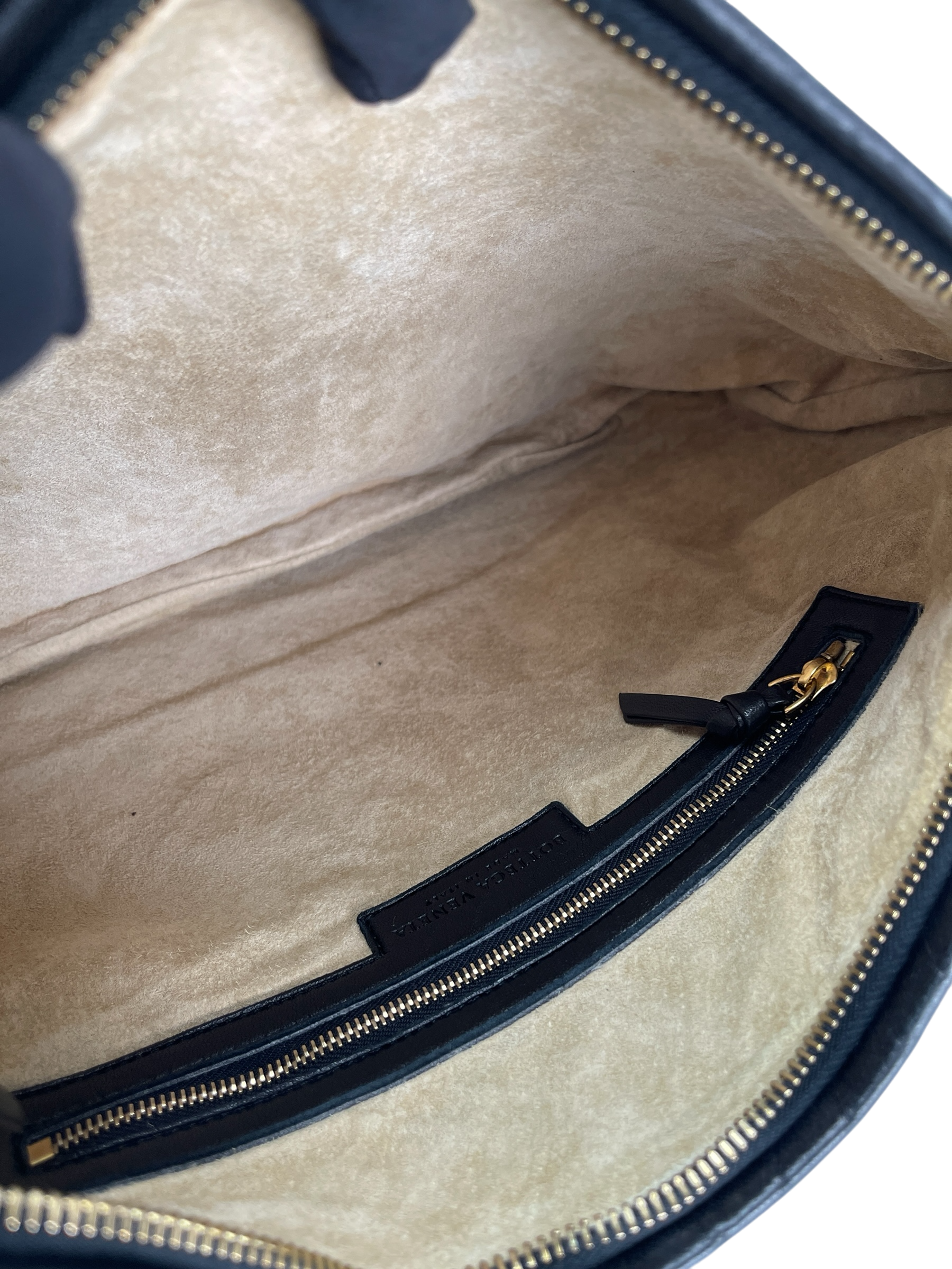 BOTTEGA VENETA - Intrecciato Hobo Bag Black Calfskin