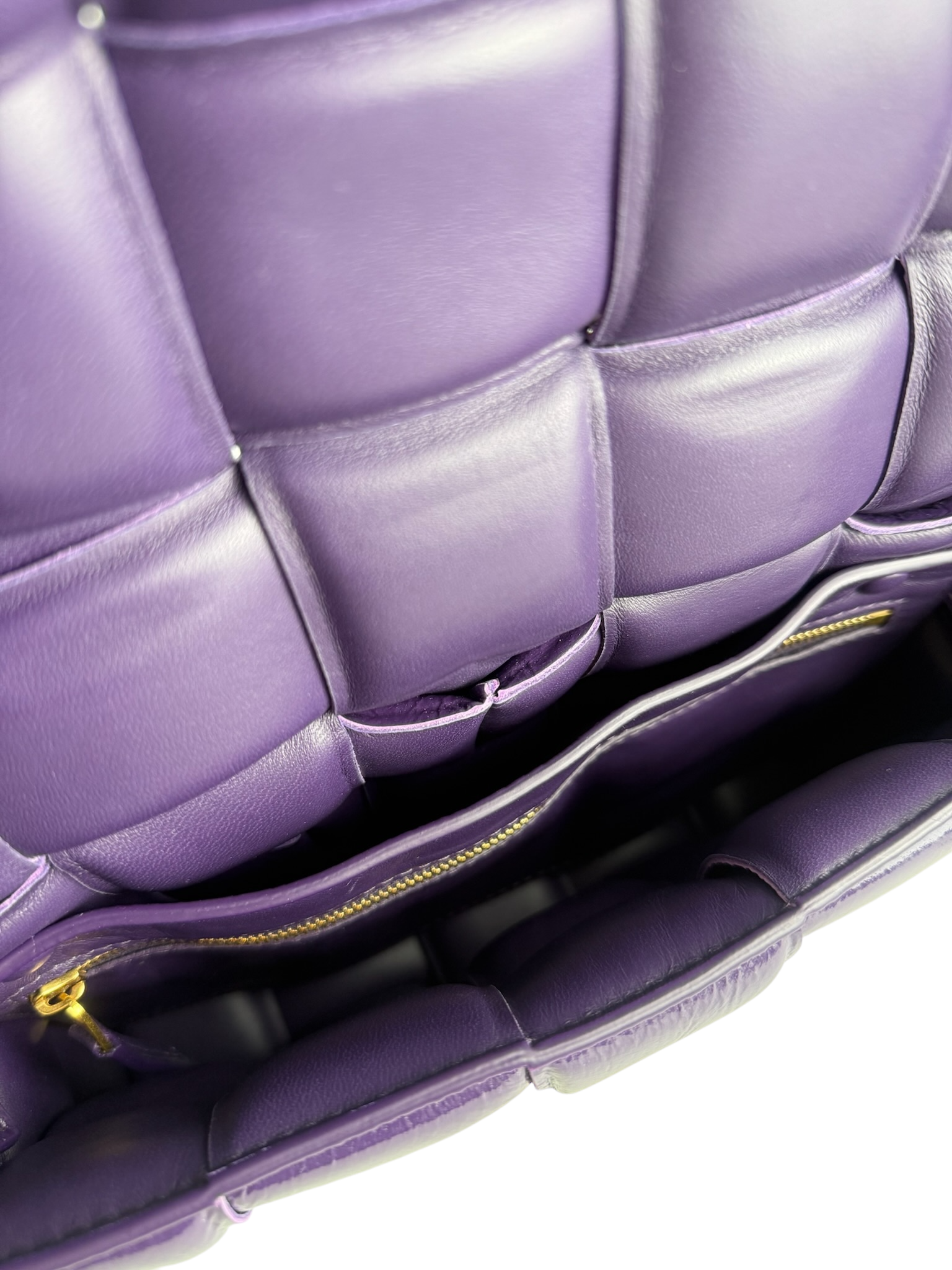 BOTTEGA VENETA - Raisin Cassette Lambskin Leather Crossbody bag