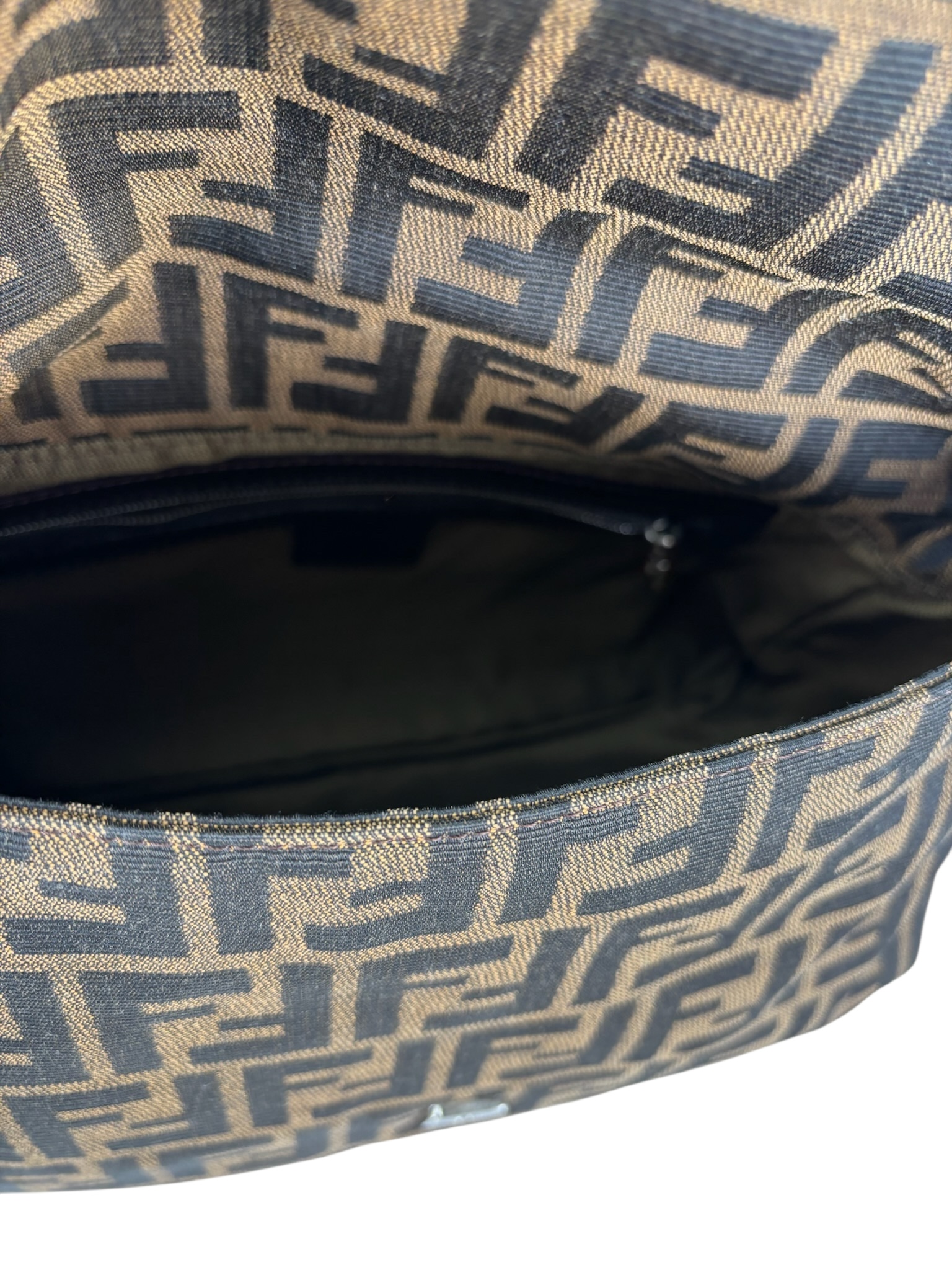 FENDI - Canvas Brown Zucca Mamma Baguette Handbag Silver Hardware