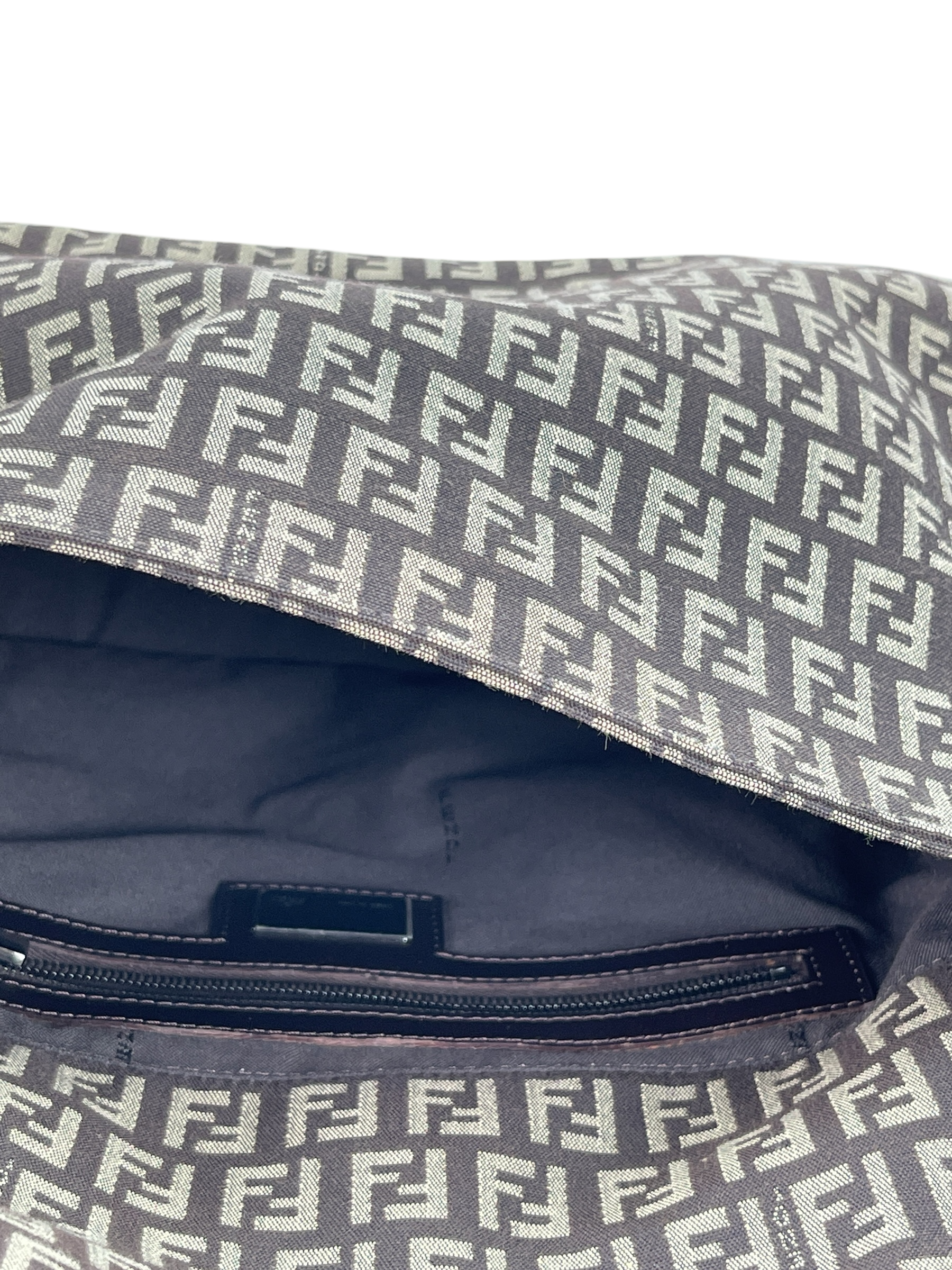 FENDI - Brown Canvas Zucca Mamma Baguette Handbag Silver Hardware