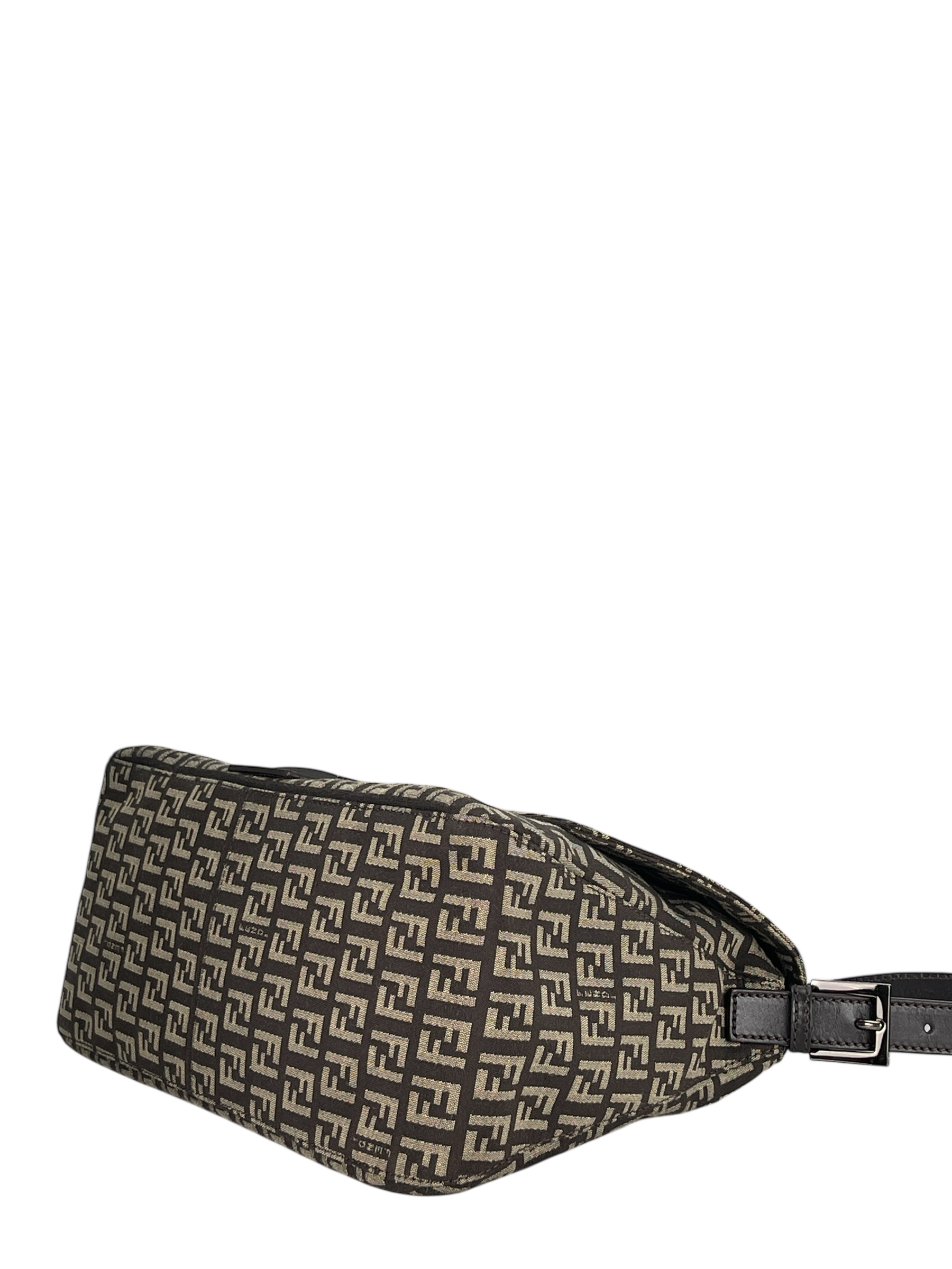 FENDI - Brown Zucca Mamma Baguette Handbag Gold Hardware