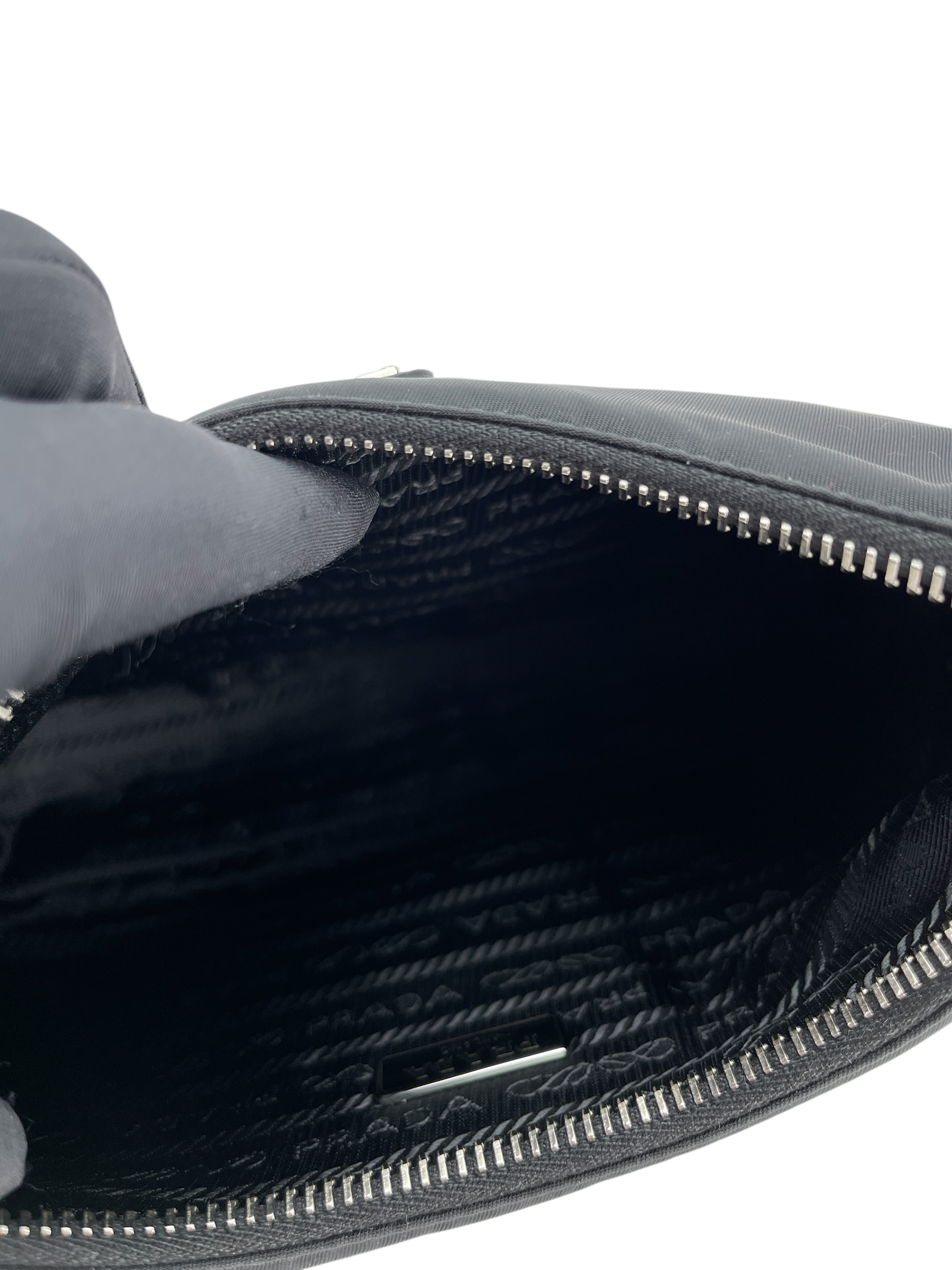 PRADA - Black Re-Edition 2005 Re-Nylon bag 3 in1