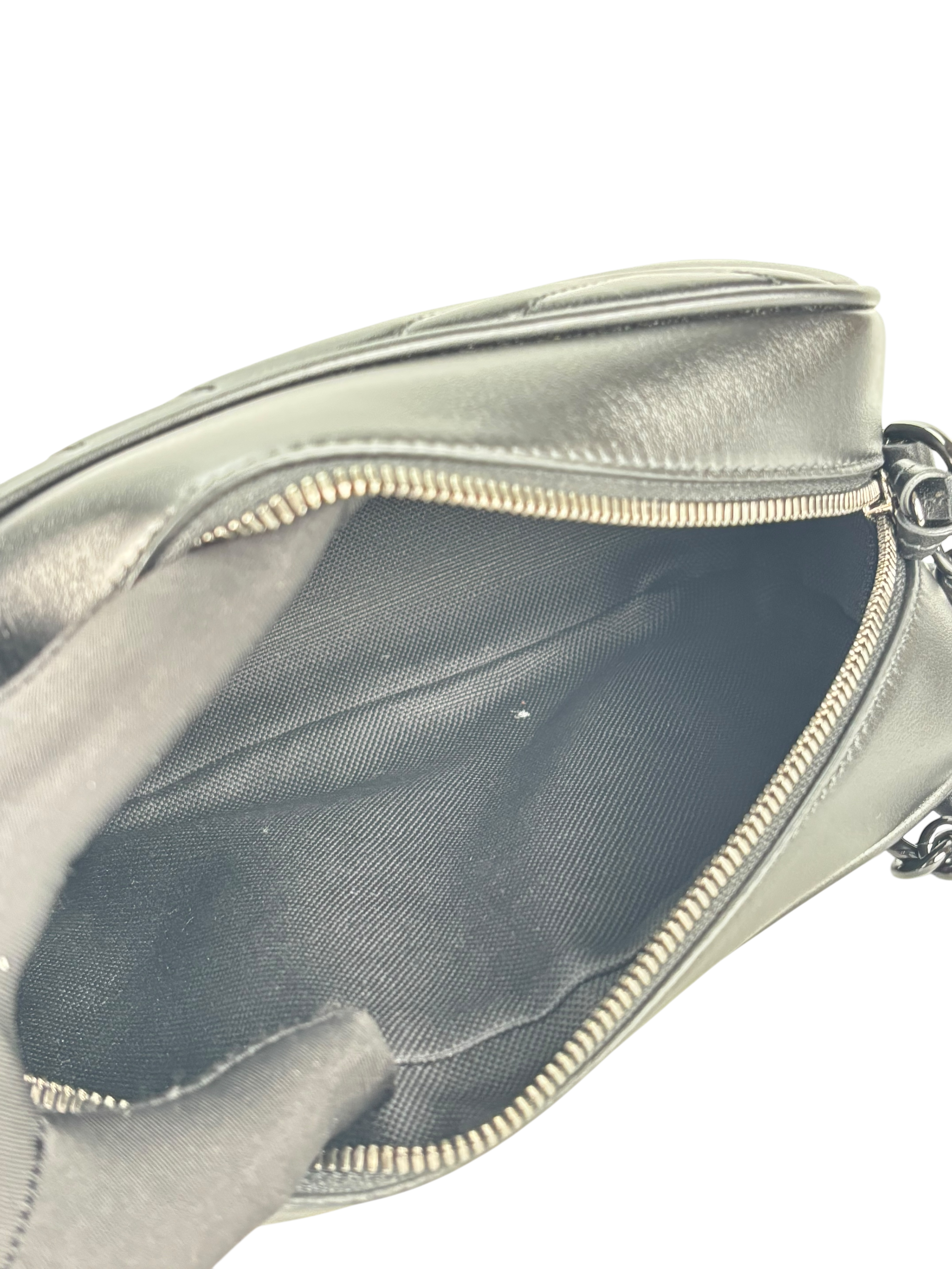 GUCCI - Black GG Marmont Camera Shoulder Bag