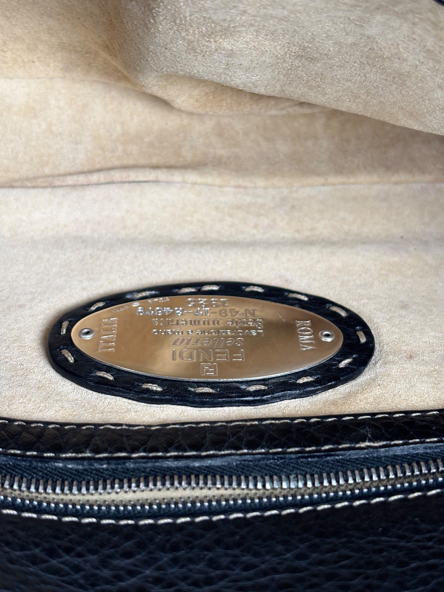 FENDI - Black Leather Selleria Baguette Bag