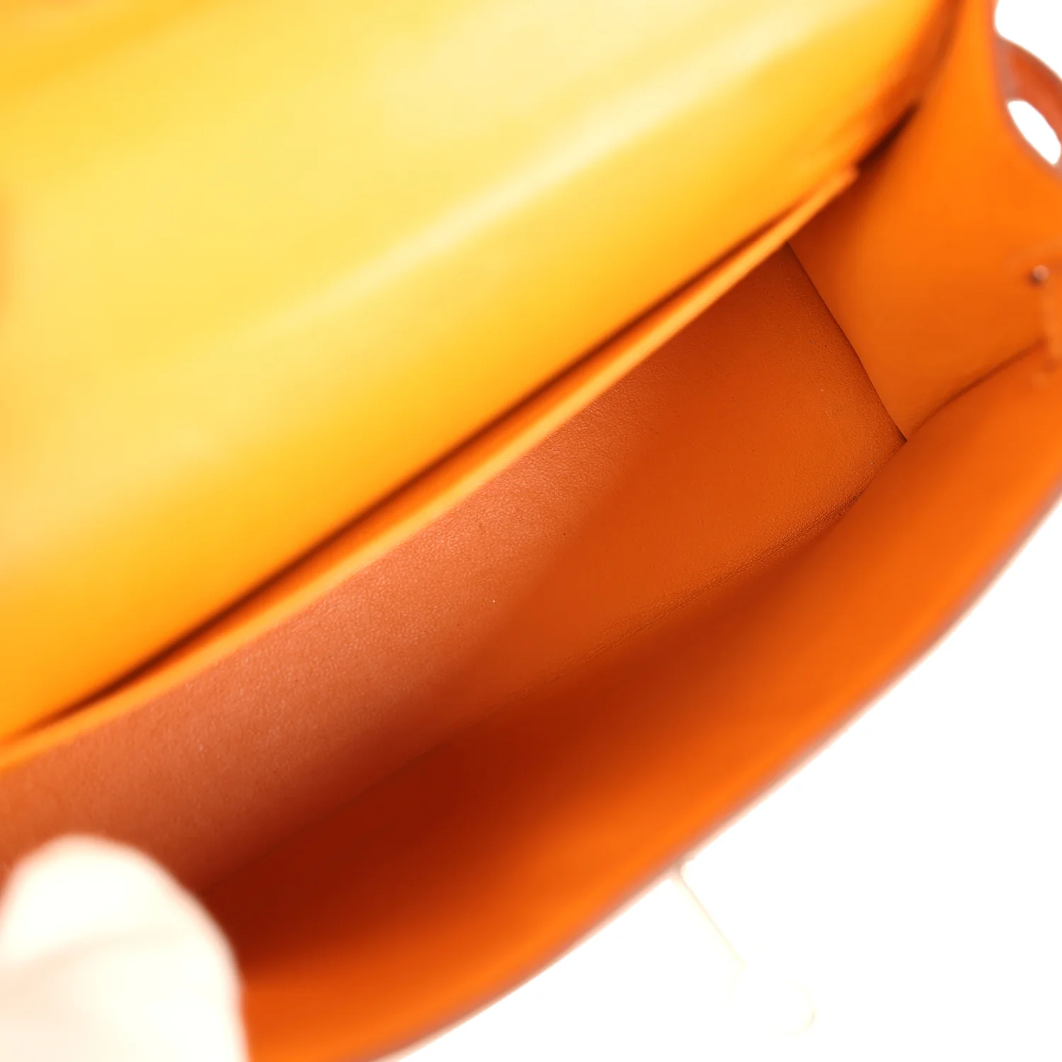 Pre-owned Hermes Kelly Sellier 20 Apricot Chevre Mysore Palladium Hardware